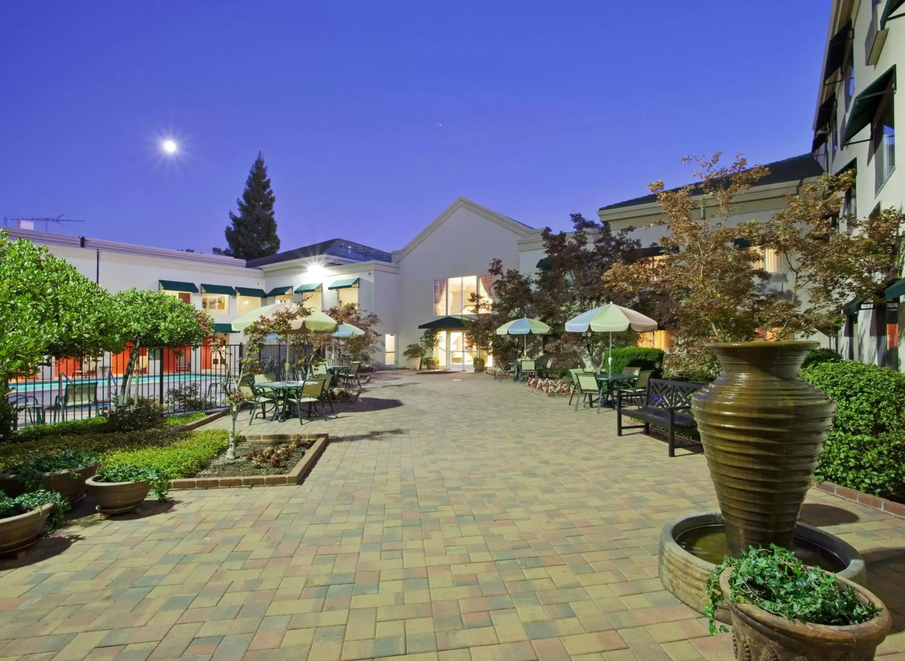 Holiday Inn Auburn by IHG Holiday Inn Auburn by IHG