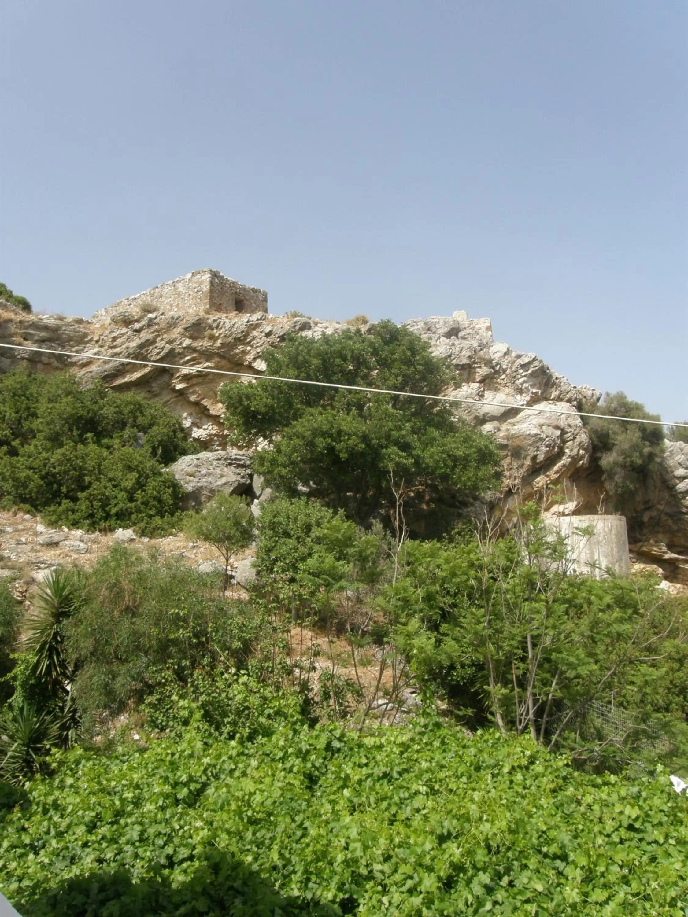 Area and facilities in Megim Hotel