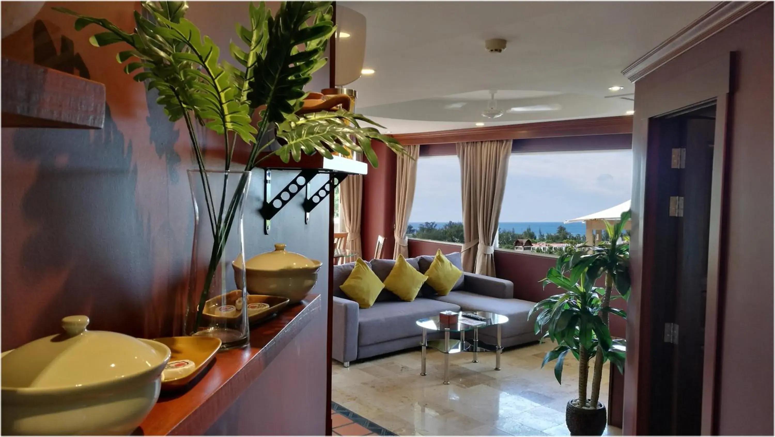 Living room in Pacific Club Resort Living room in Pacific Club Resort