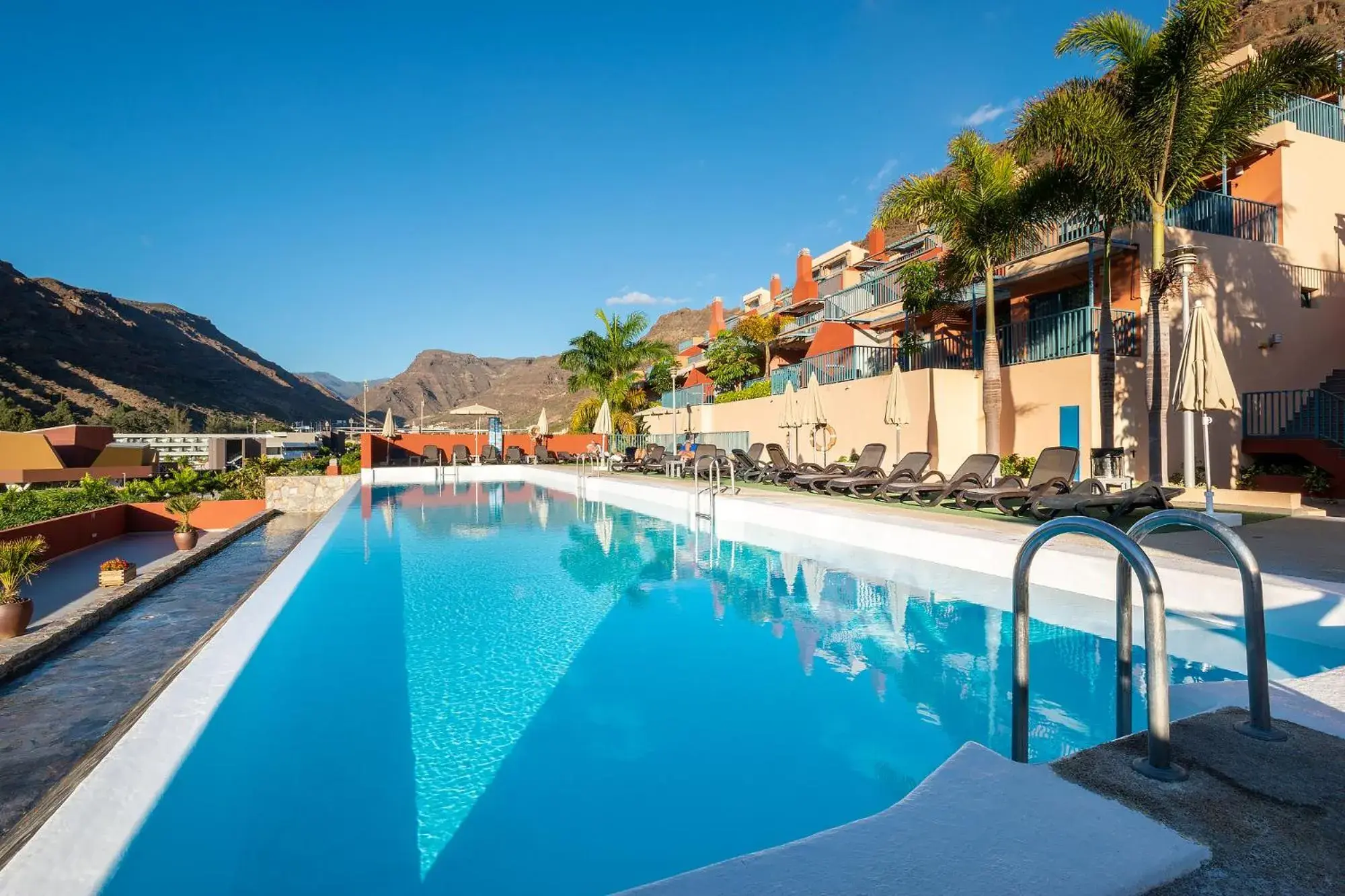 Swimming Pool in Cordial Mogan Valle