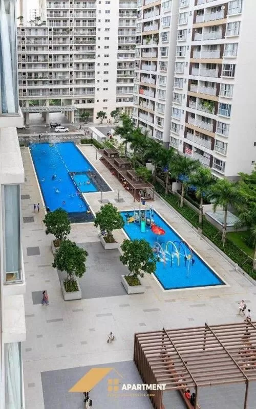 Property building in Scenic Valley Suite