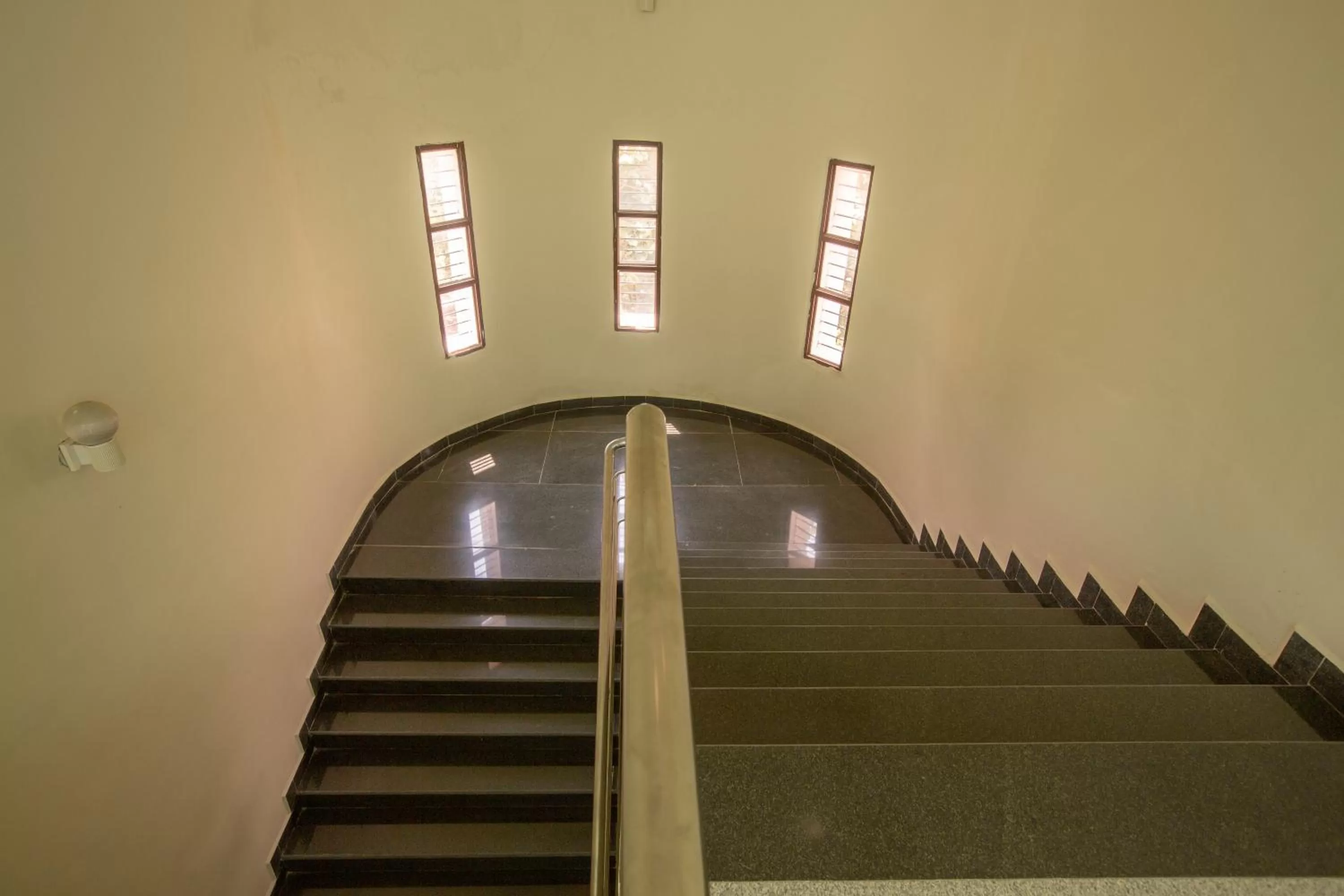 KSTDC Hotel Mayura Krishna Almatti