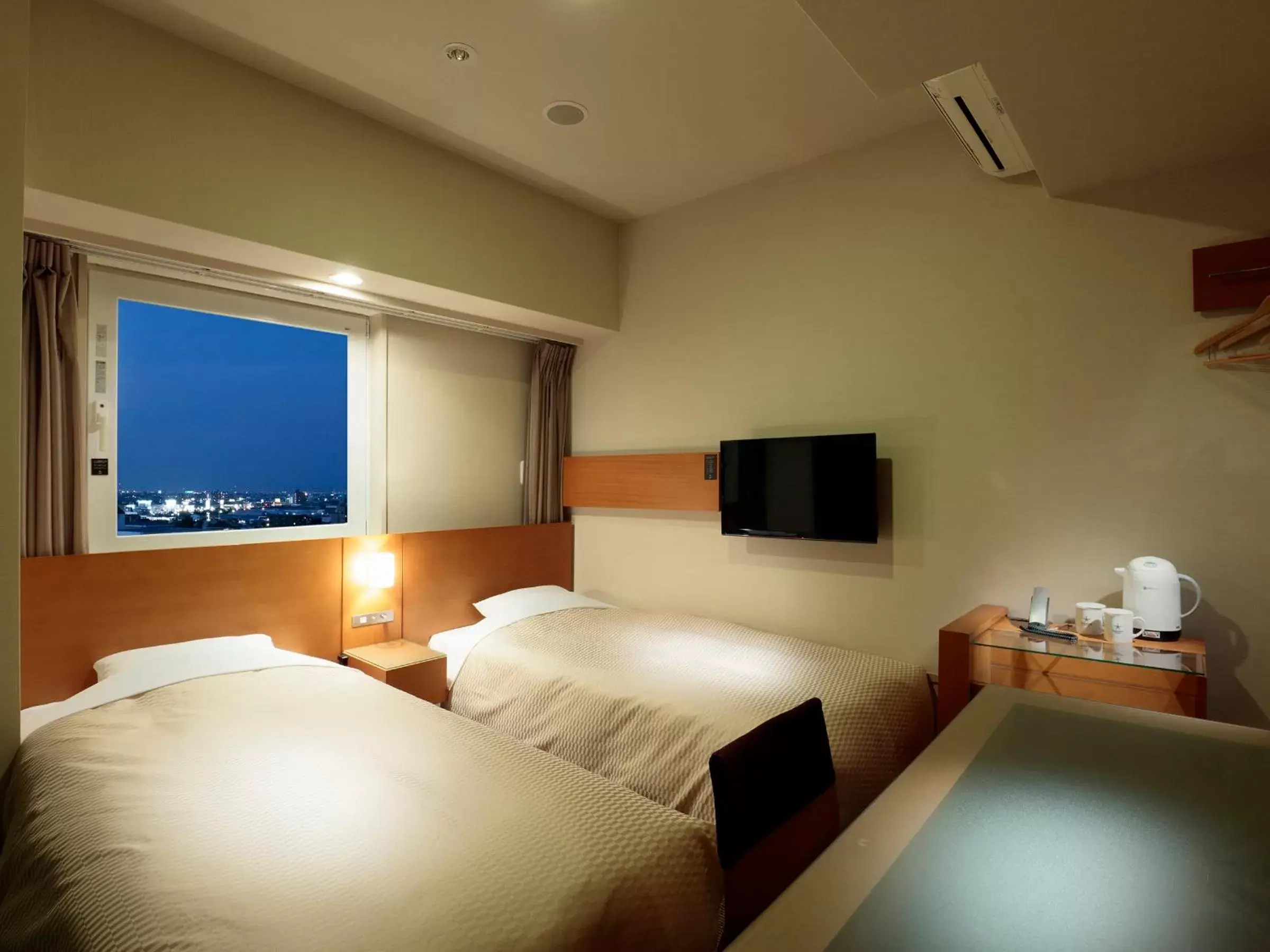 Photo of the whole room, Bed in Candeo Hotels Handa Photo of the whole room, Bed in Candeo Hotels Handa