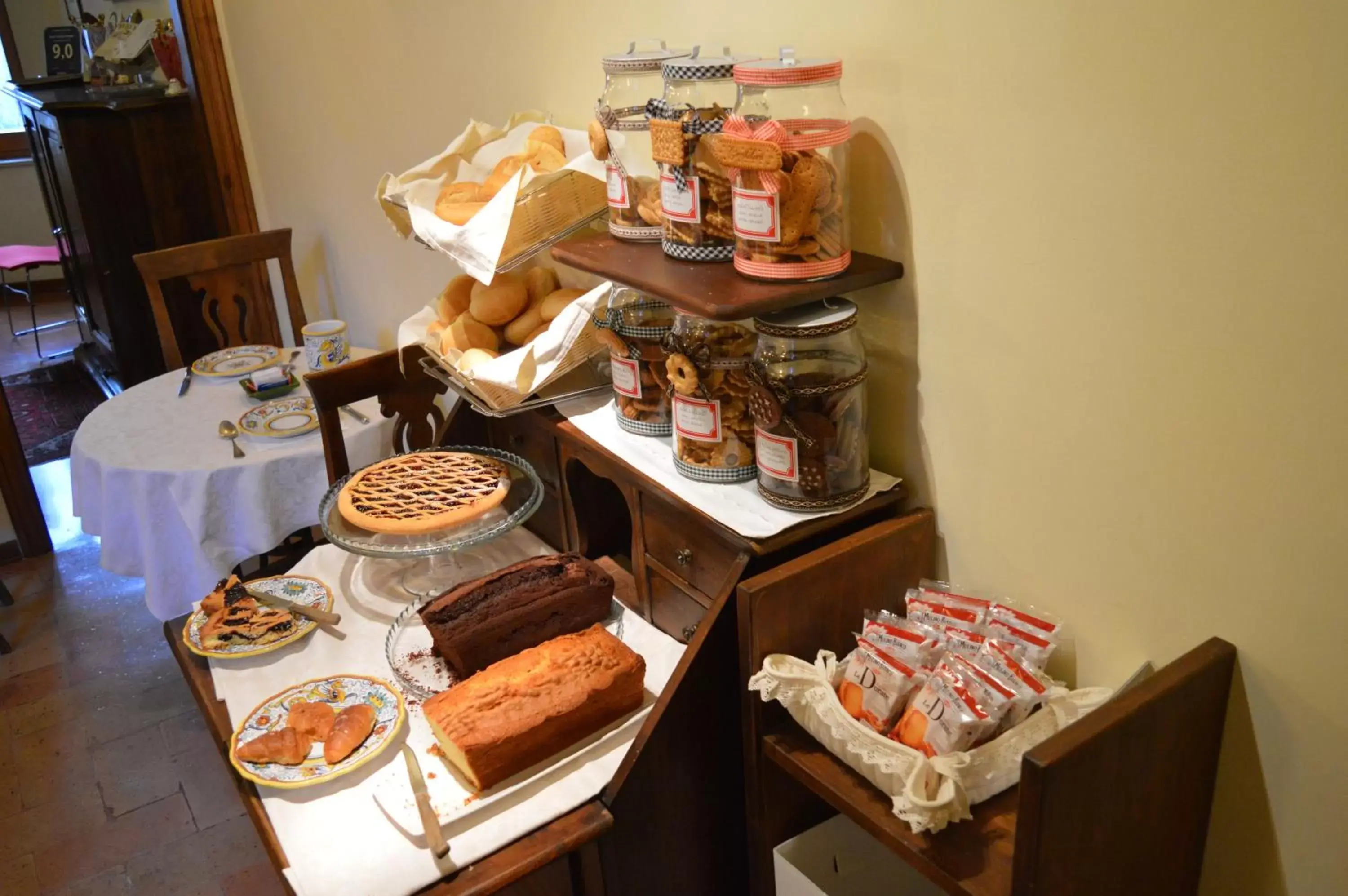 Buffet breakfast, Food in Hotel Trattoria Pallotta