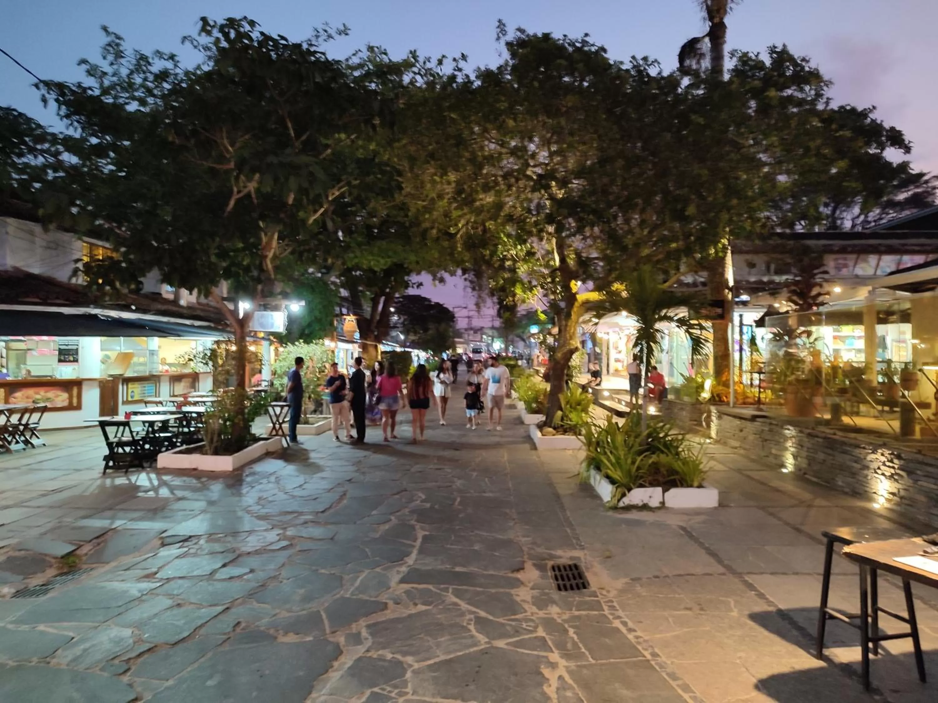 Night in Pousada L'étage