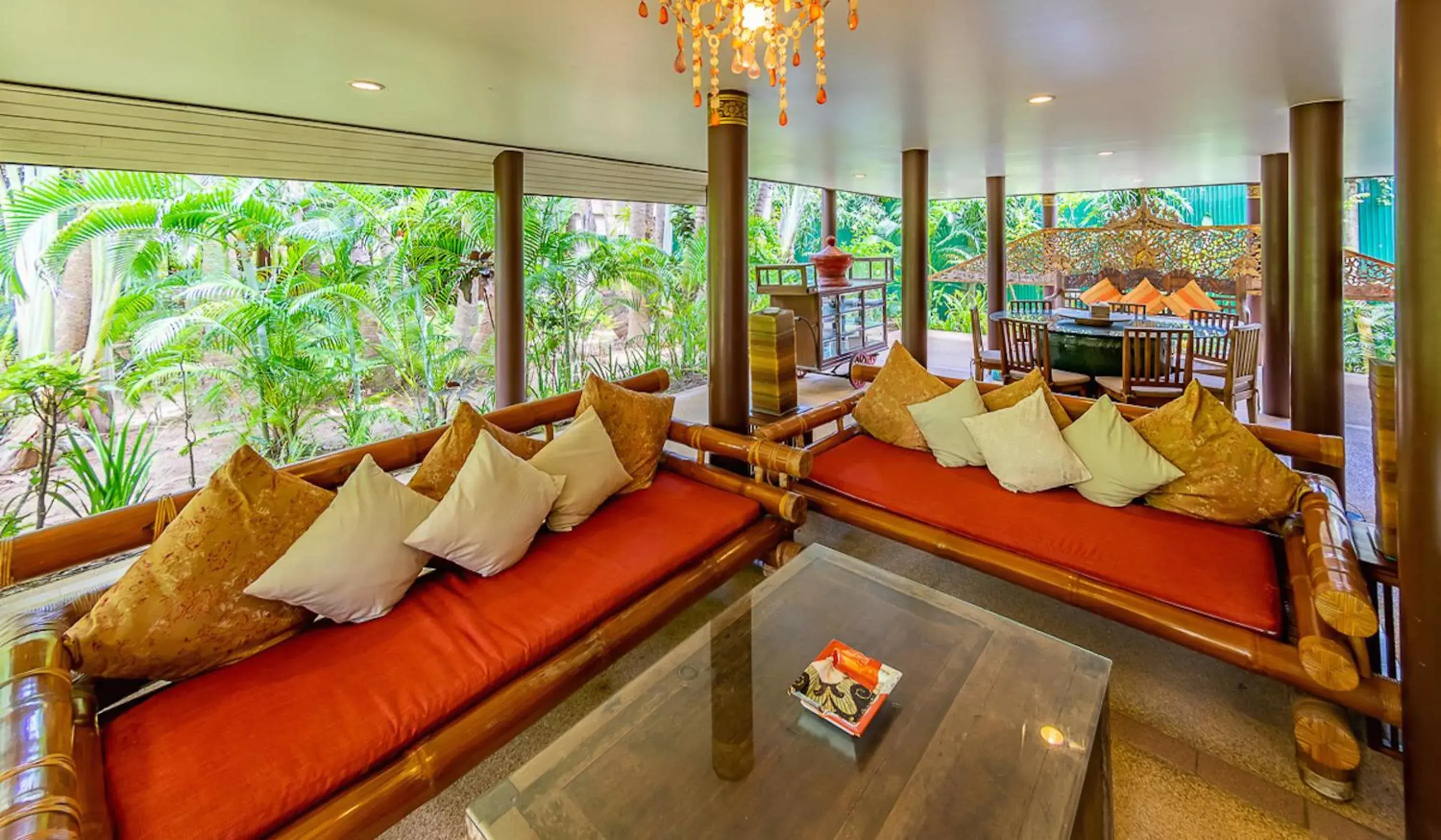 Living room, Seating Area in Ban Keaw Villas