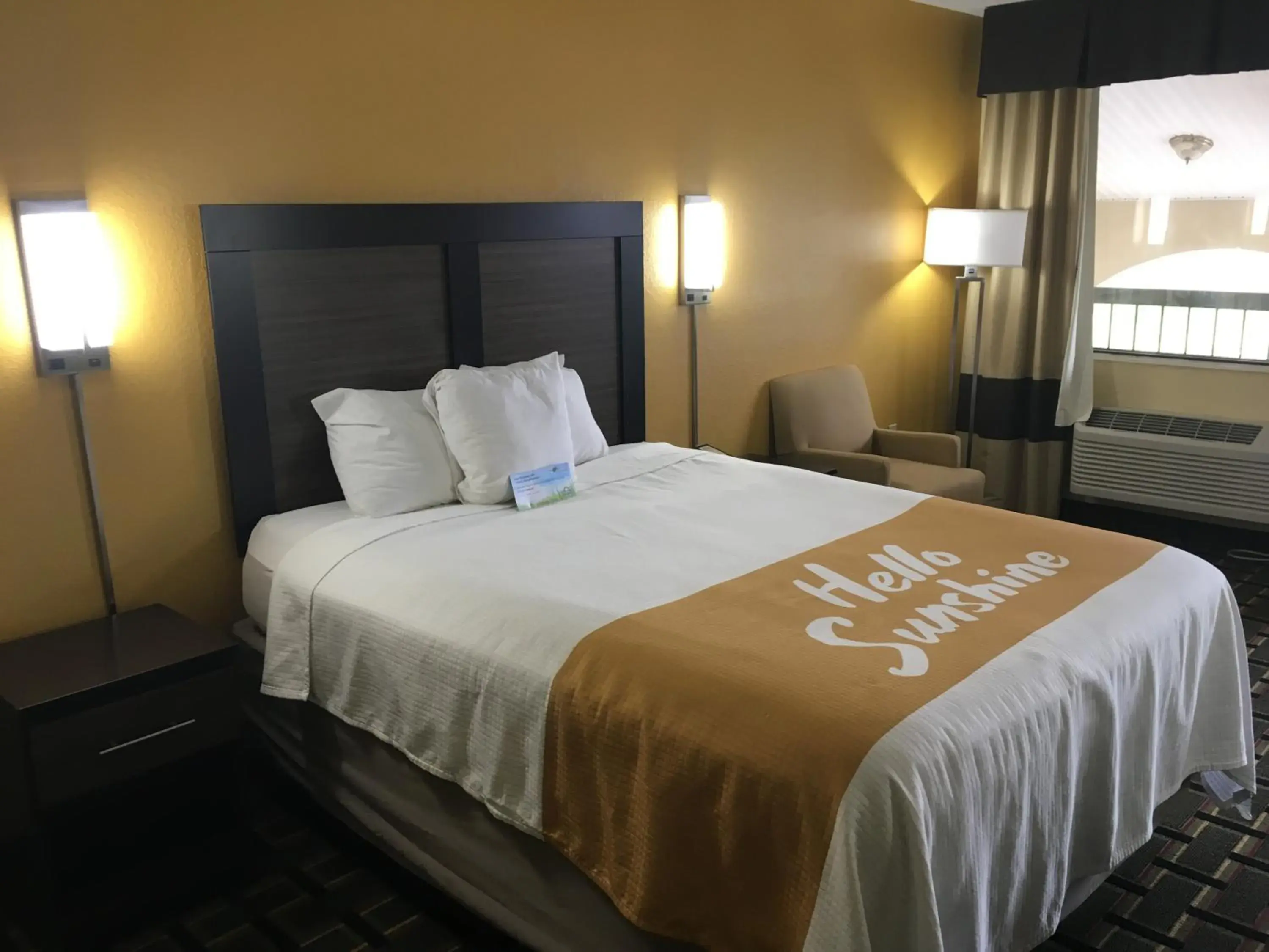 Bed in Days Inn by Wyndham Eufaula AL