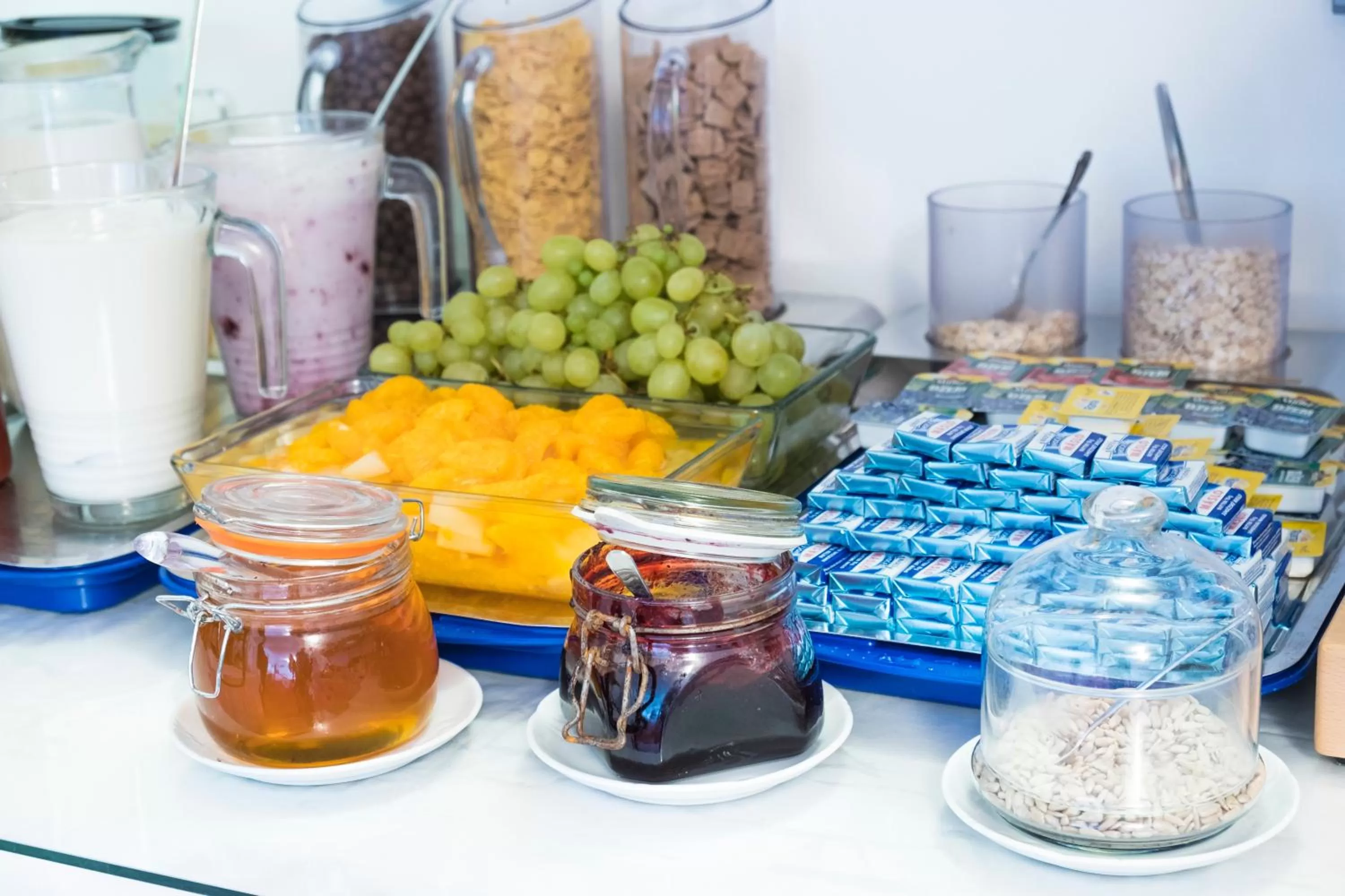 Food and drinks in Hotel Meda of Museum Kampa