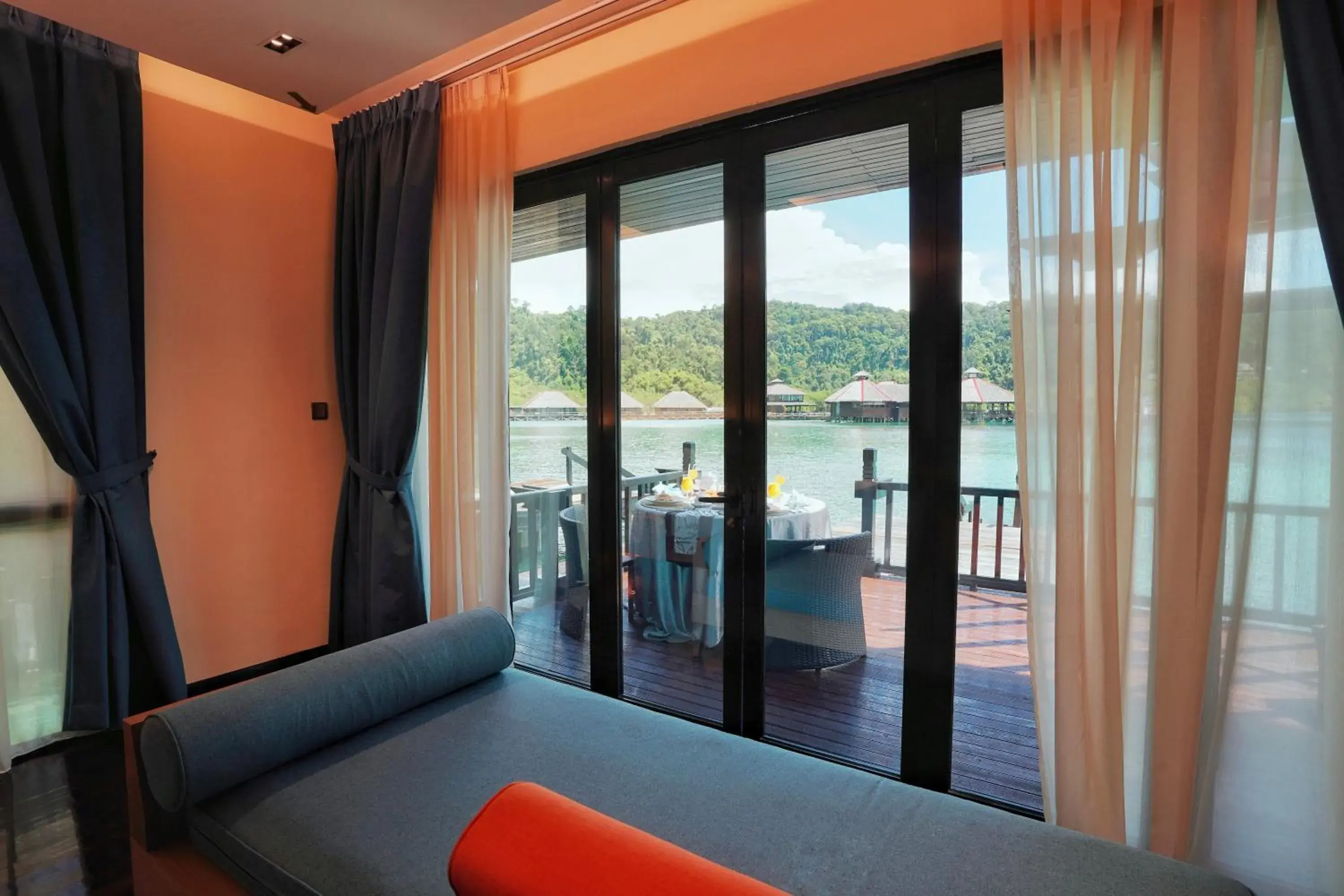 Balcony/Terrace in Gayana Marine Resort