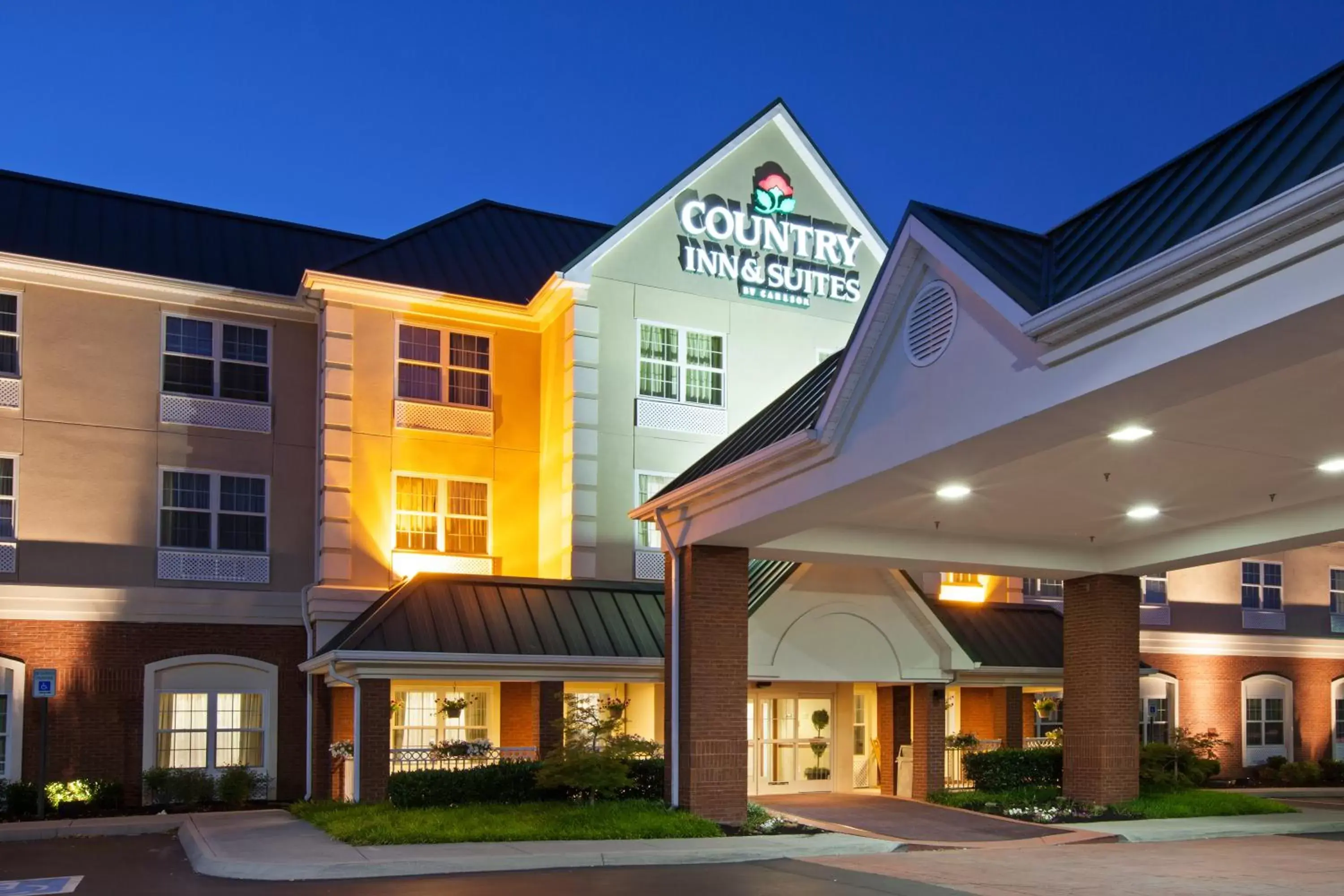 Facade/entrance, Property Building in Country Inn & Suites by Radisson, Knoxville West, TN