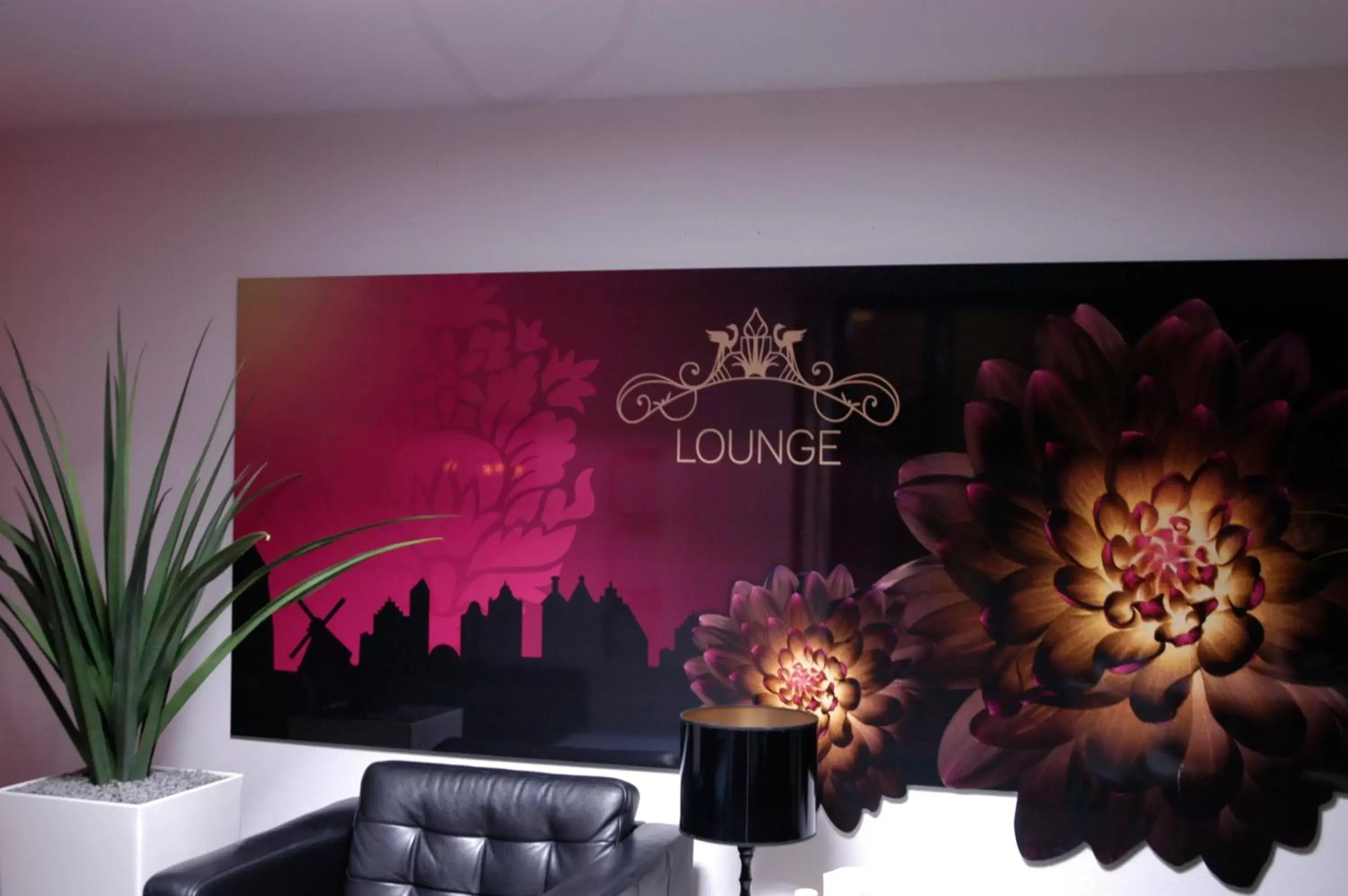 Lounge or bar in Rembrandt Square Hotel
