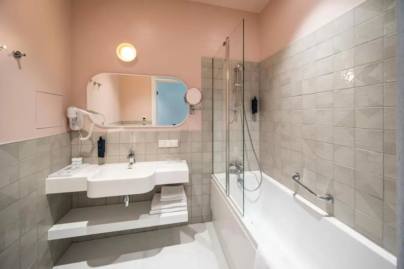 Bathroom in Wellton Riverside SPA Hotel