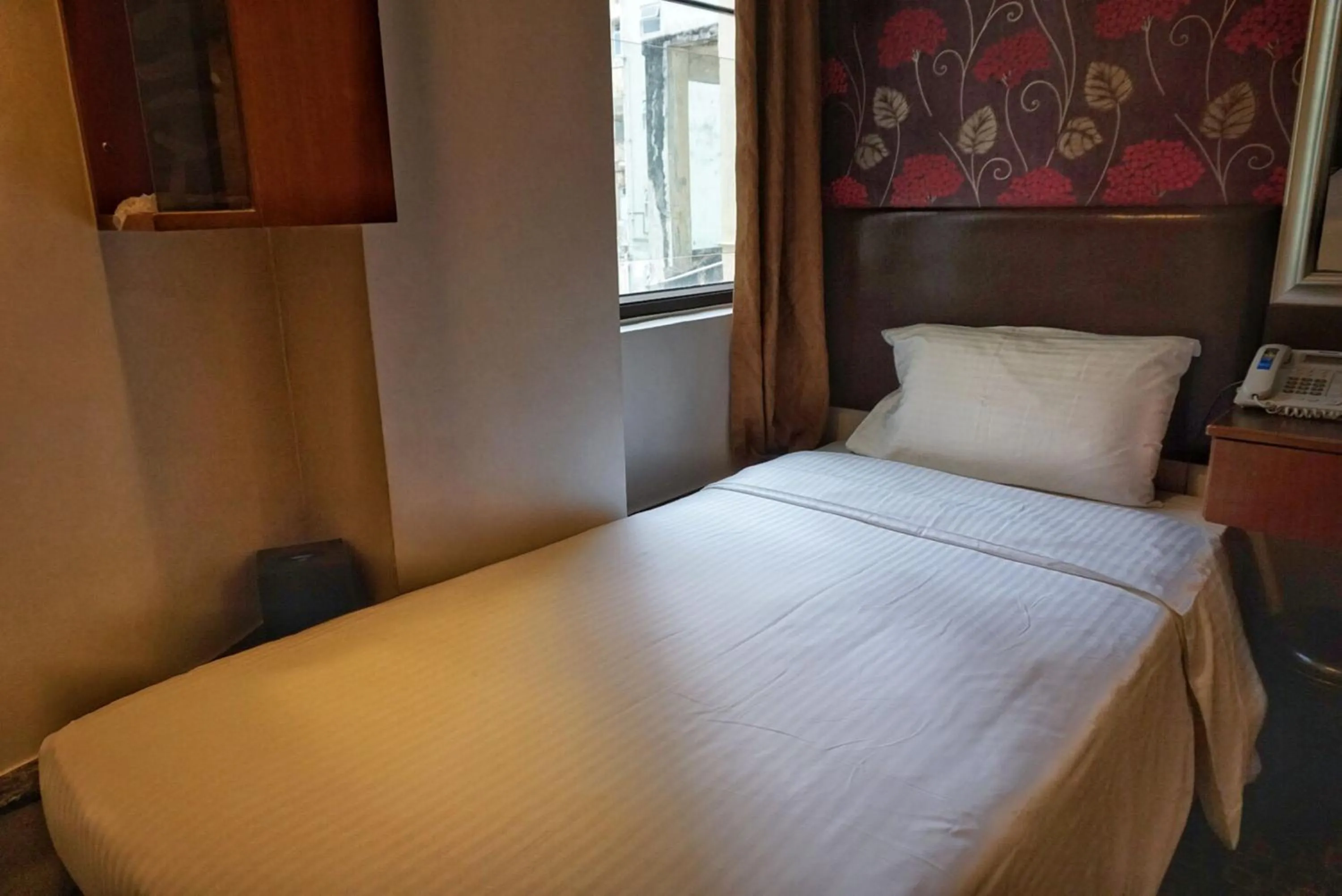 Bed in Lander Hotel Prince Edward