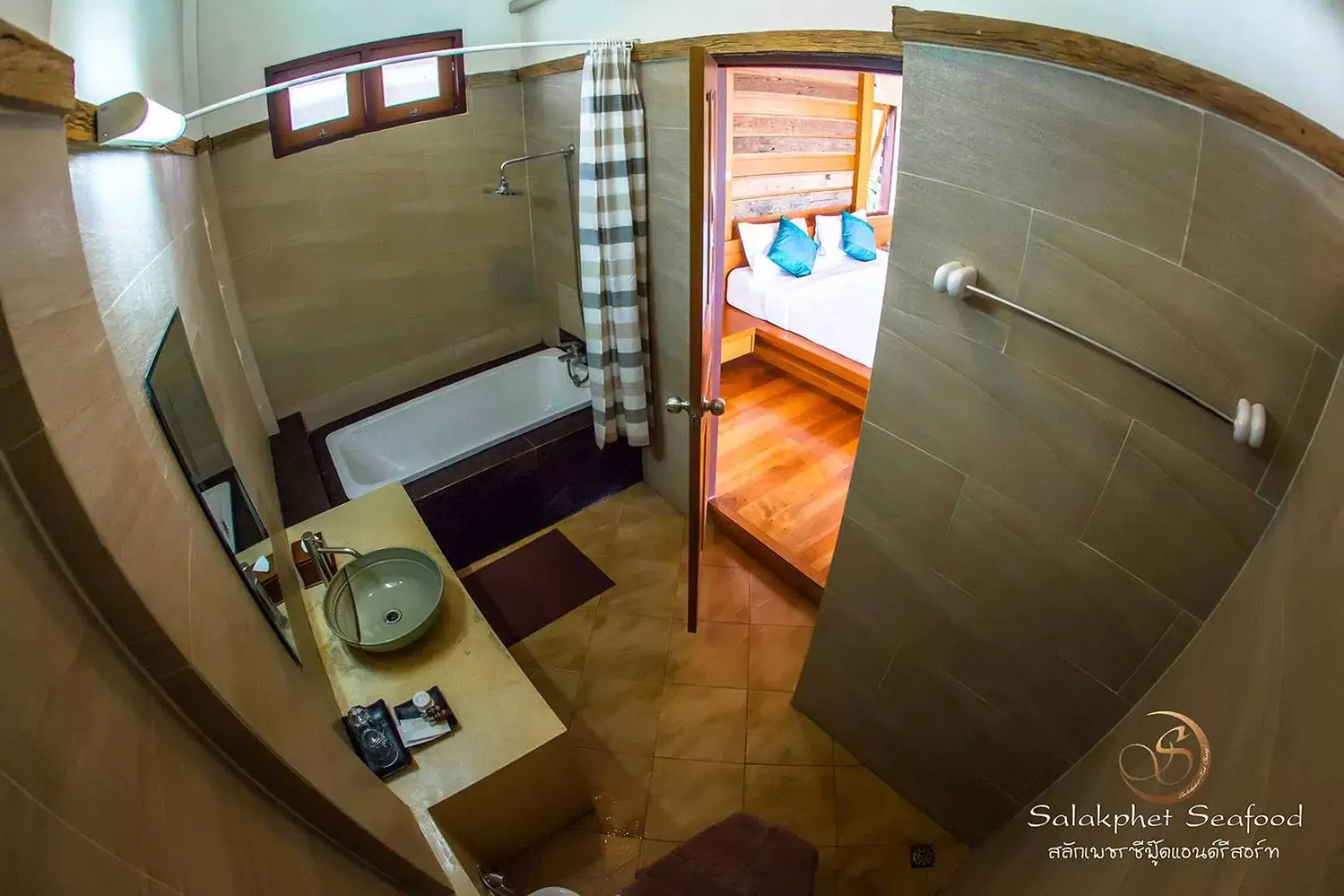 Bathroom in Salakphet Resort