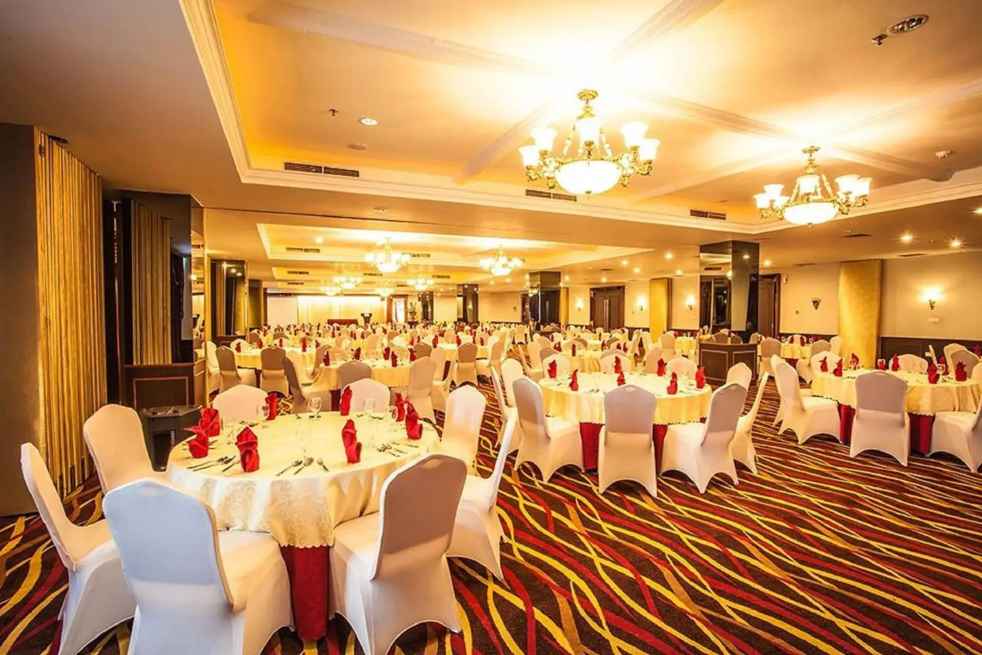 Meeting/conference room, Banquet Facilities in King's Hotel Nagoya Batam