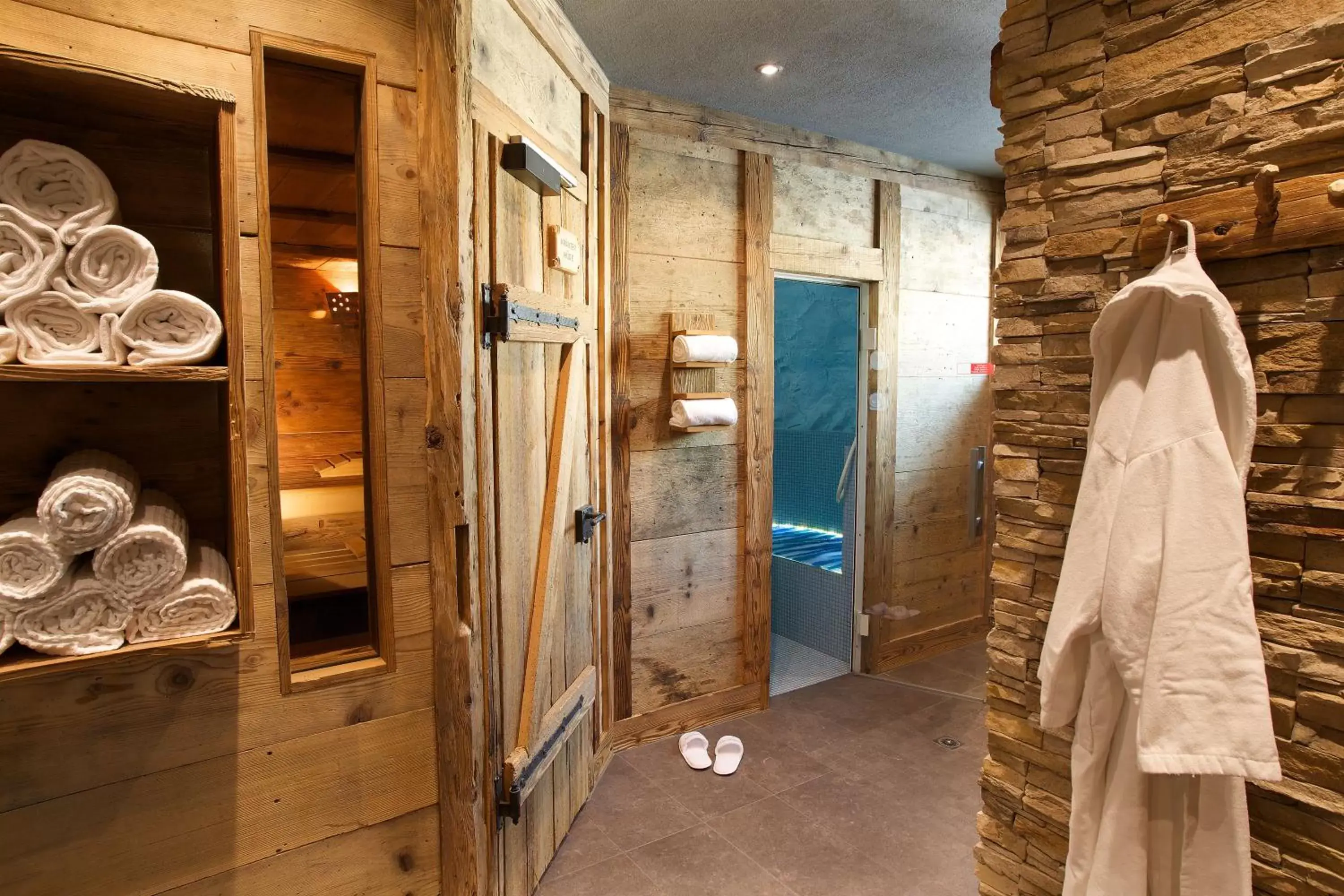 Sauna, Bathroom in Belvedere Swiss Quality Hotel