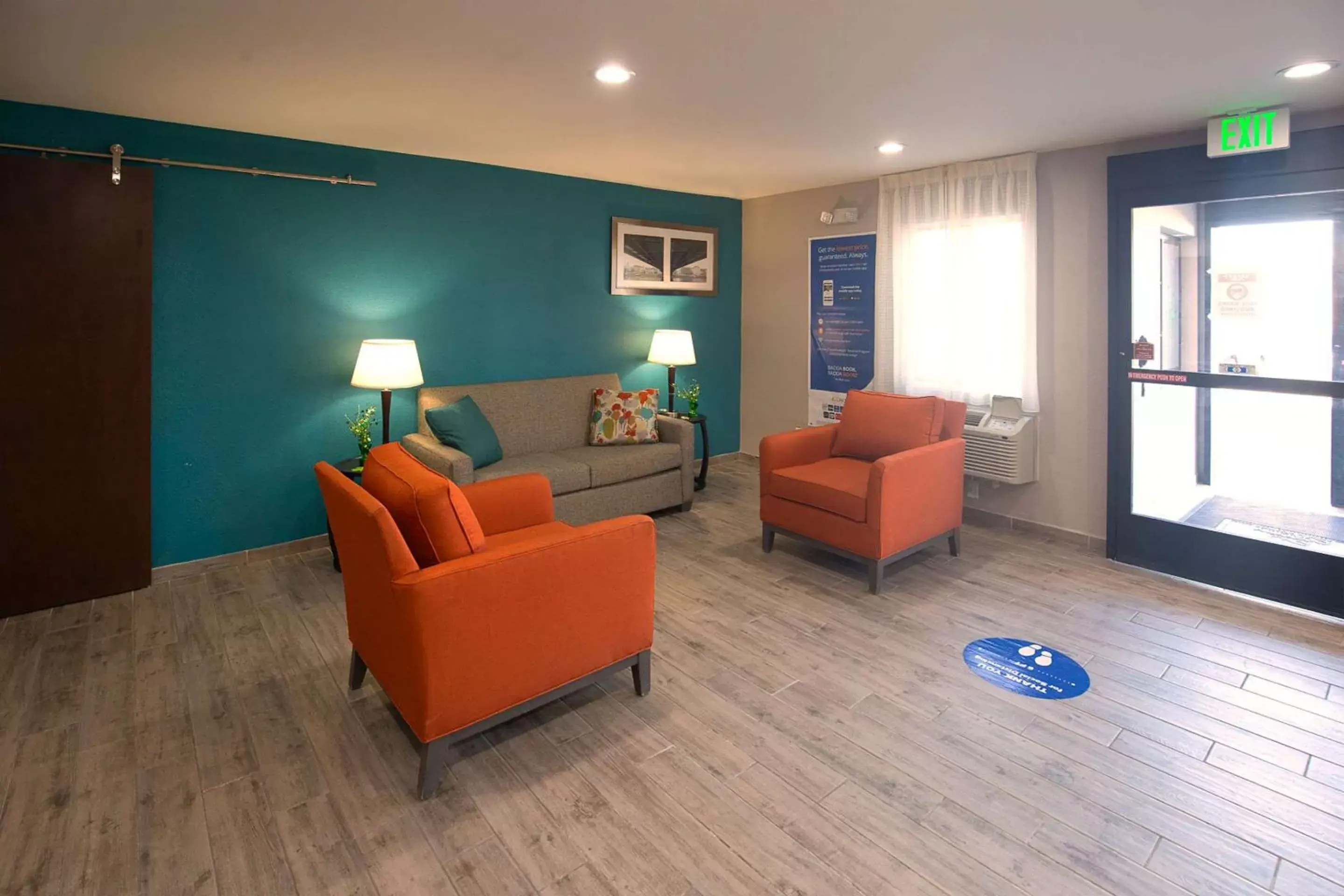 Lobby or reception, Seating Area in Quality Inn & Suites