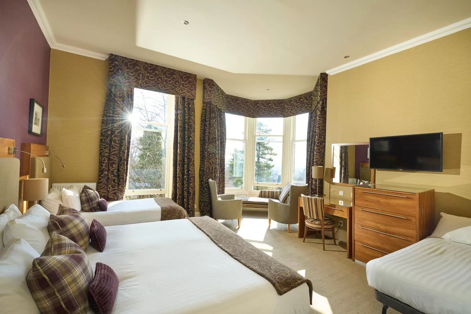 Bedroom, Bed in Crieff Hydro