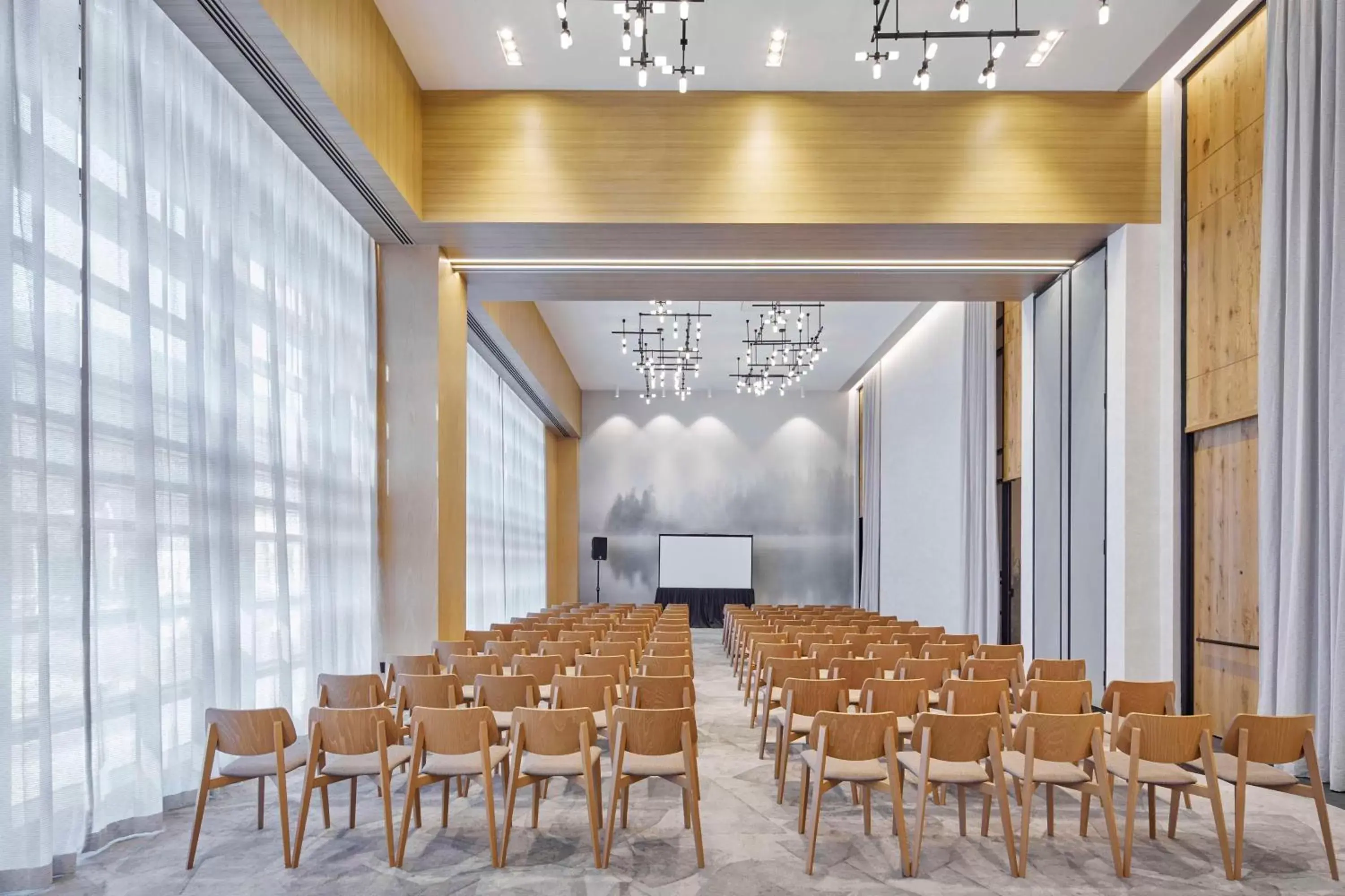 Meeting/conference room in Embassy Suites by Hilton Nashville Downtown