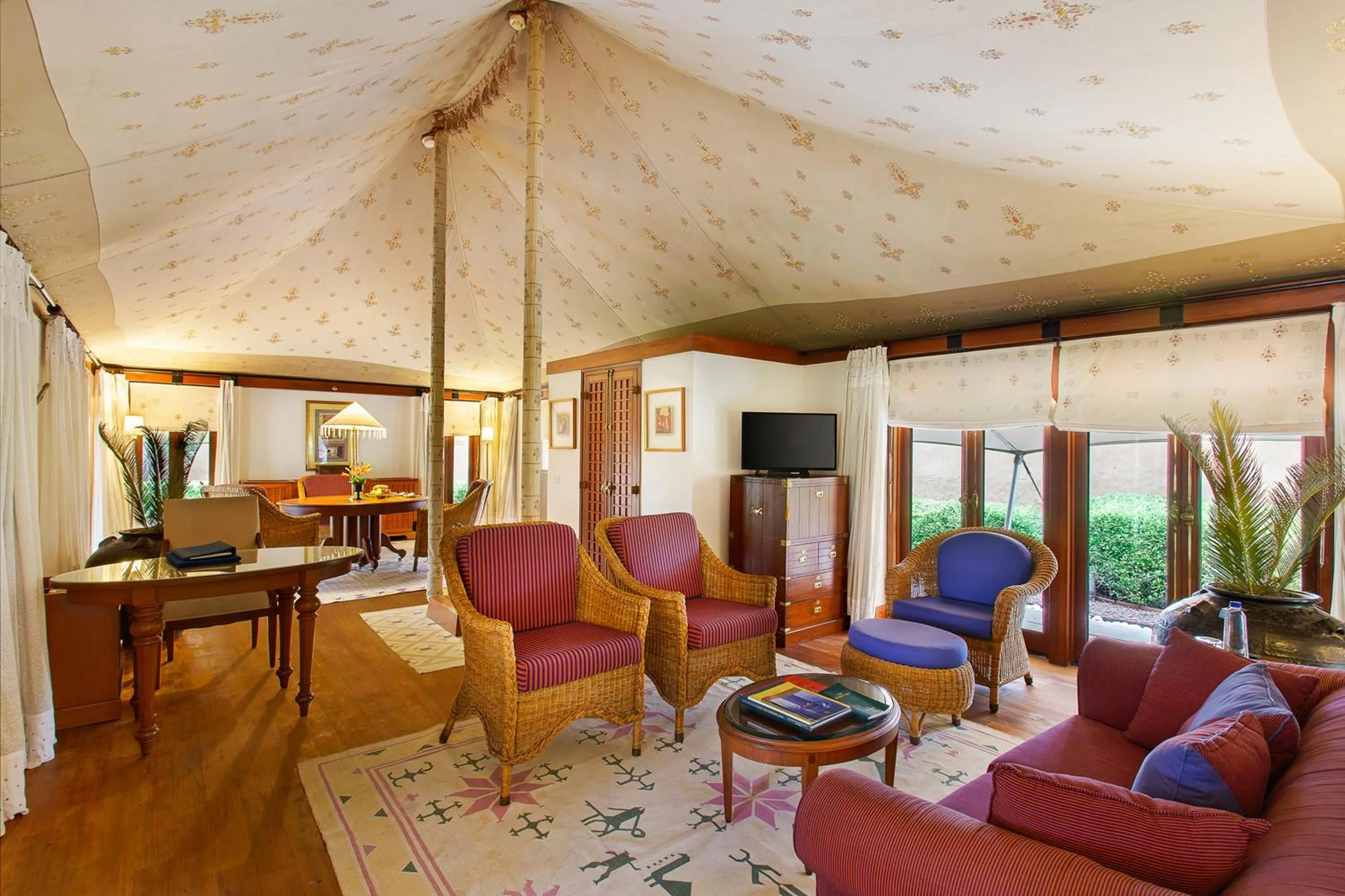 Seating area in The Oberoi Rajvilas Jaipur