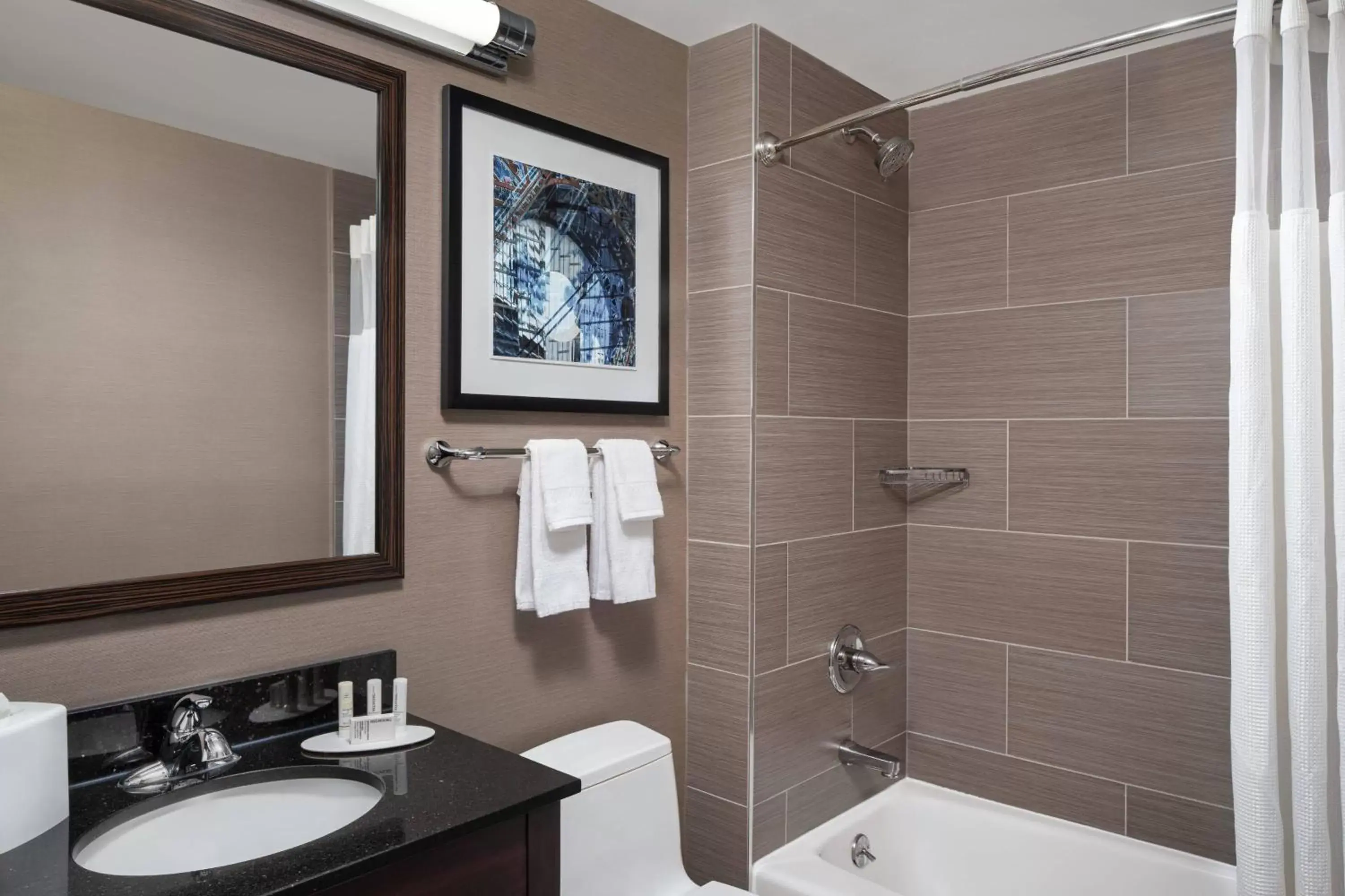 Bathroom in Fairfield Inn & Suites by Marriott New York Staten Island