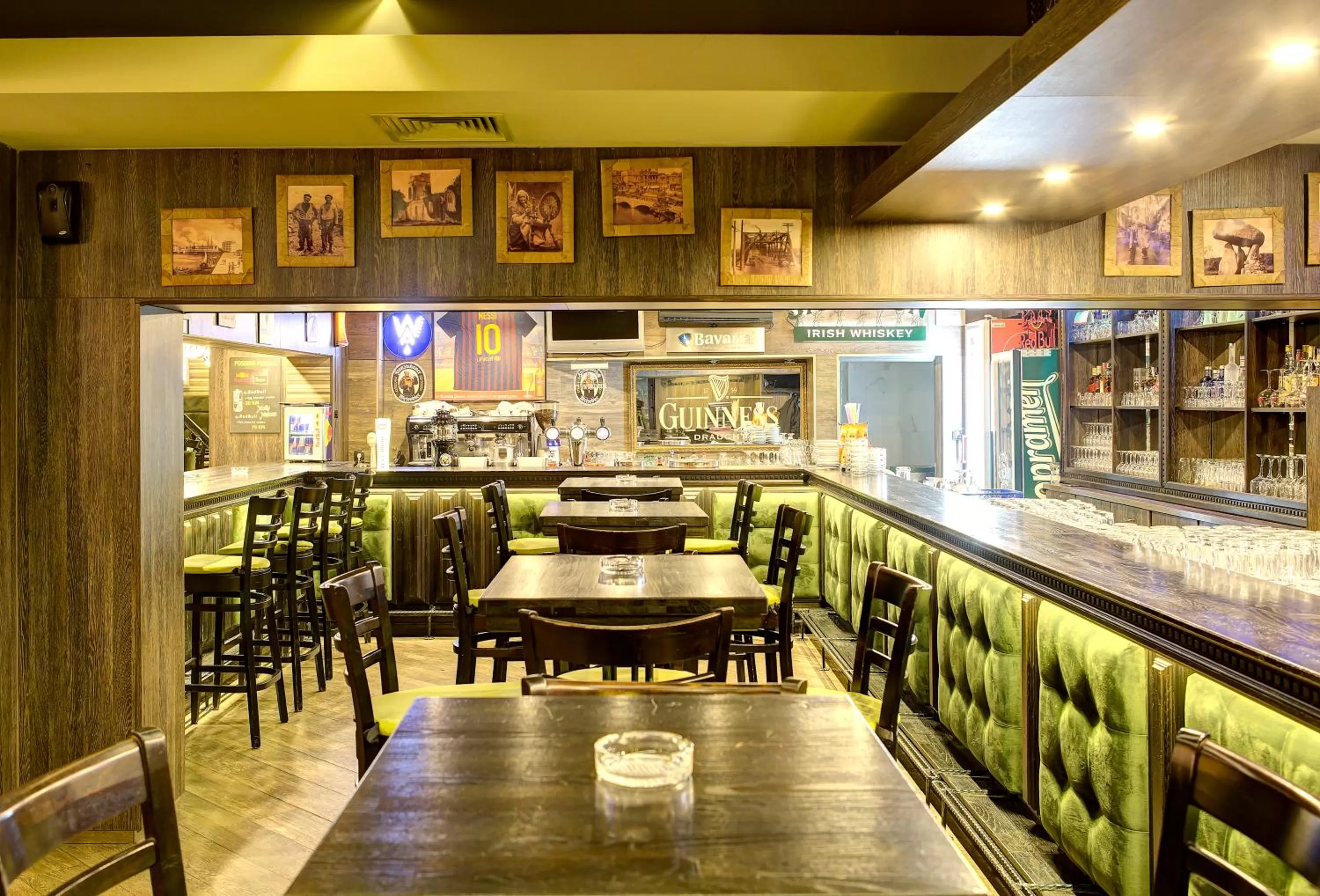 Restaurant/places to eat in Hotel Le Pont