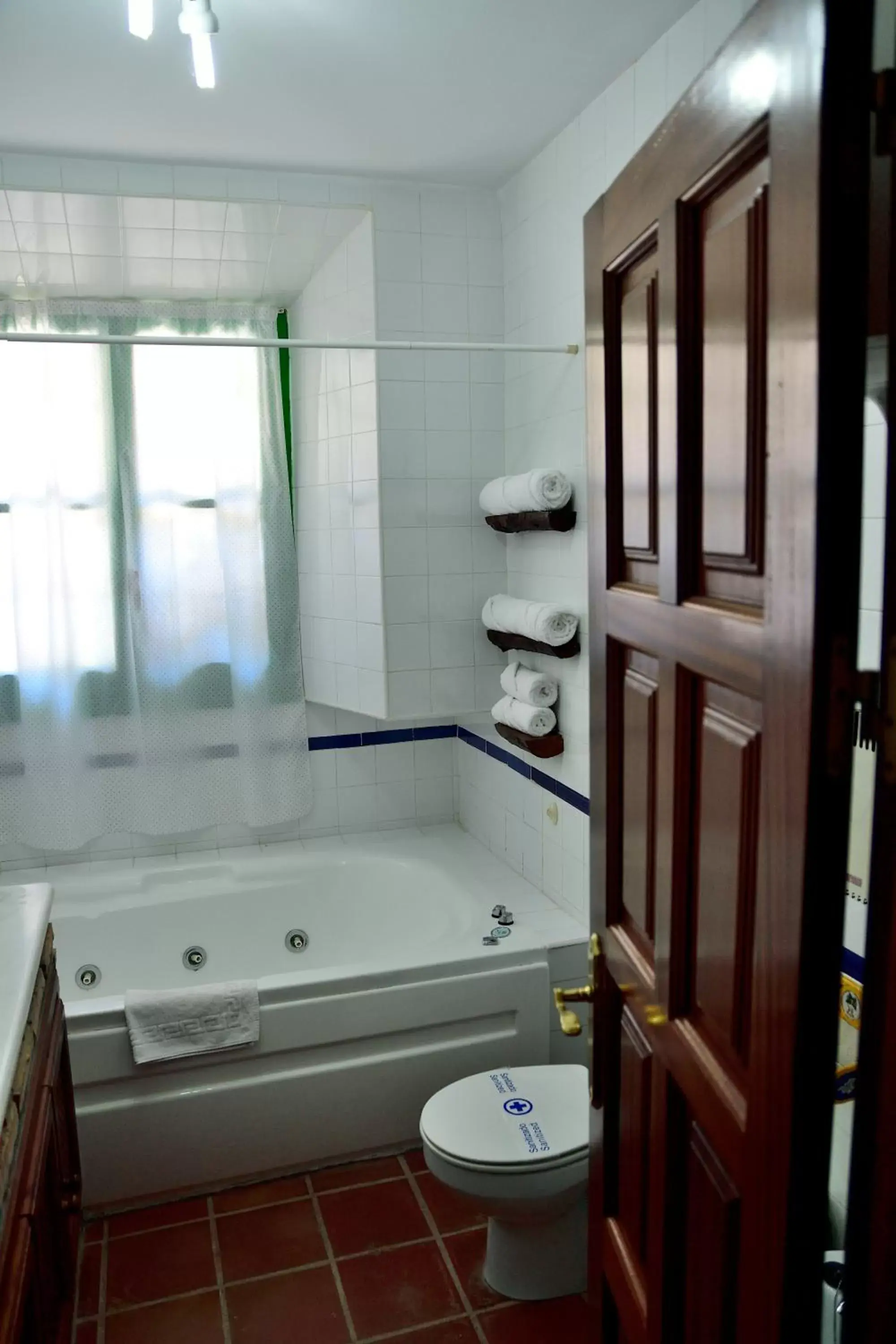 Bathroom in Hotel Humaina