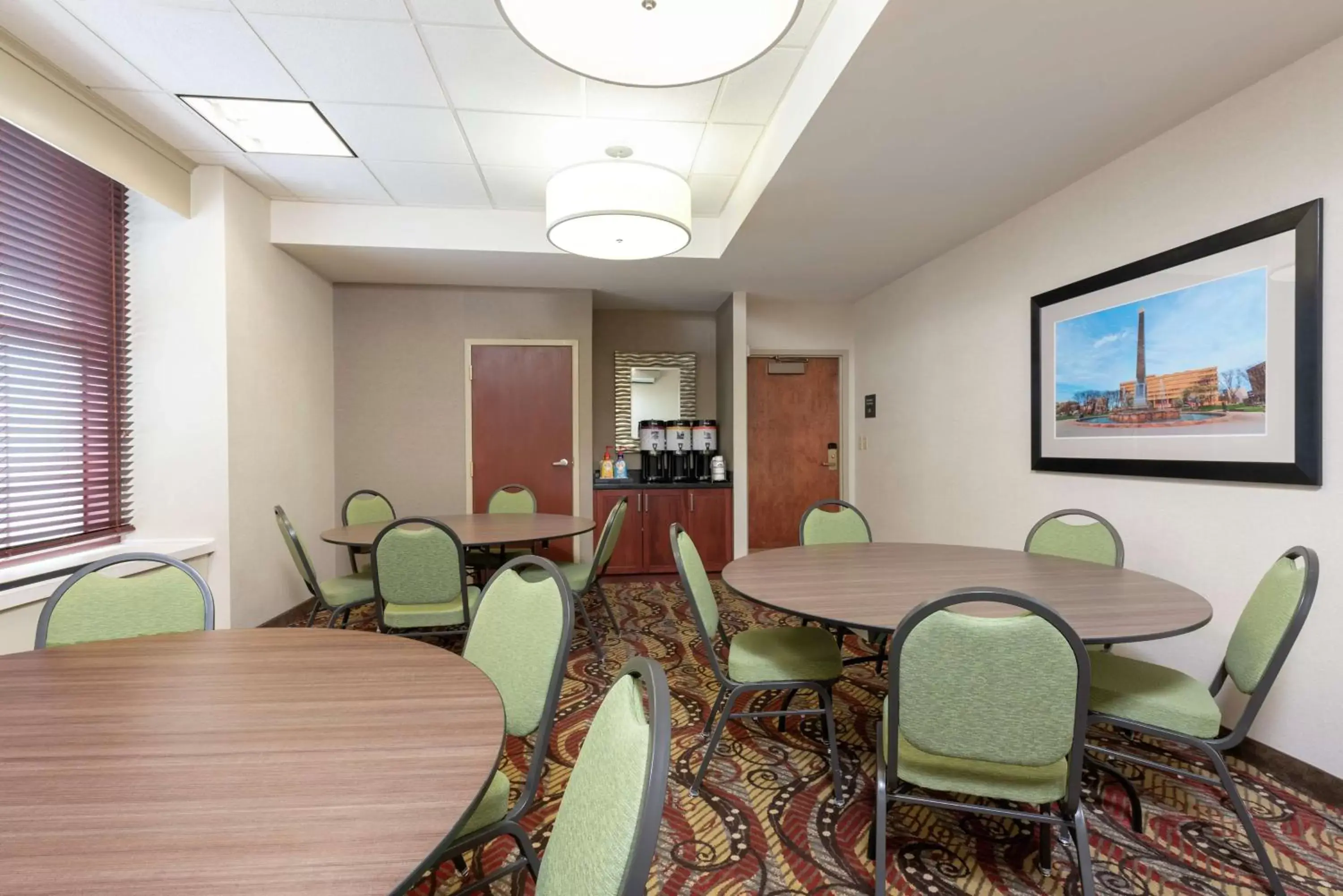 Meeting/conference room, Dining Area in Hampton Inn Indianapolis Downtown Across from Circle Centre