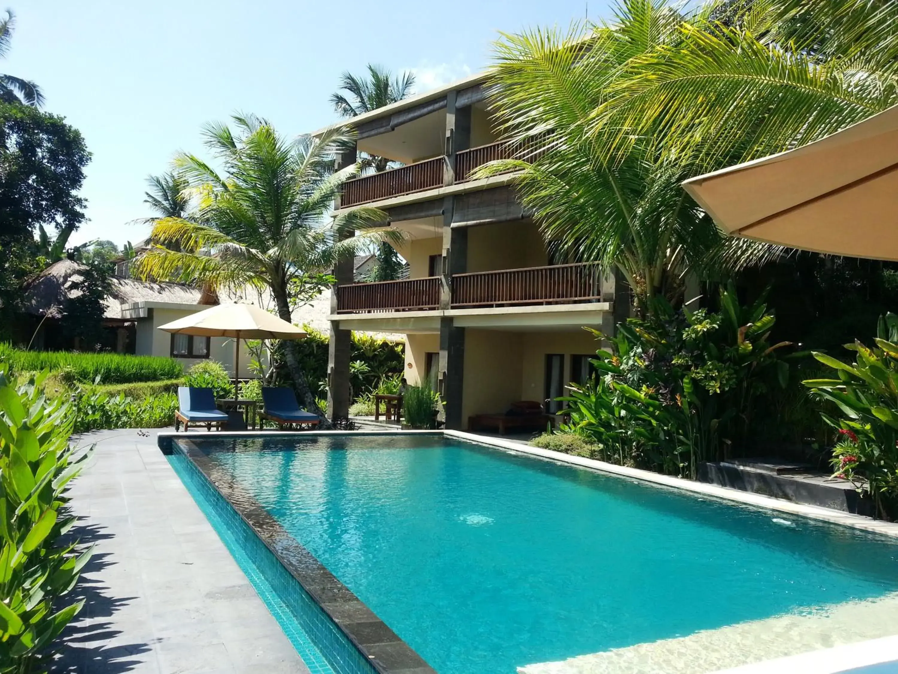 Swimming pool, Property Building in Biyukukung Suite & Spa