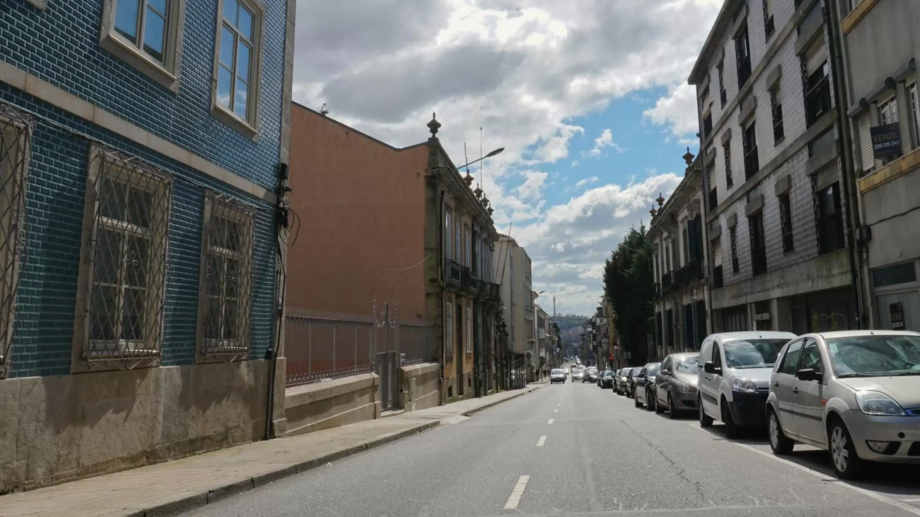 Street view, Neighborhood in Aparthotel Oporto Palace