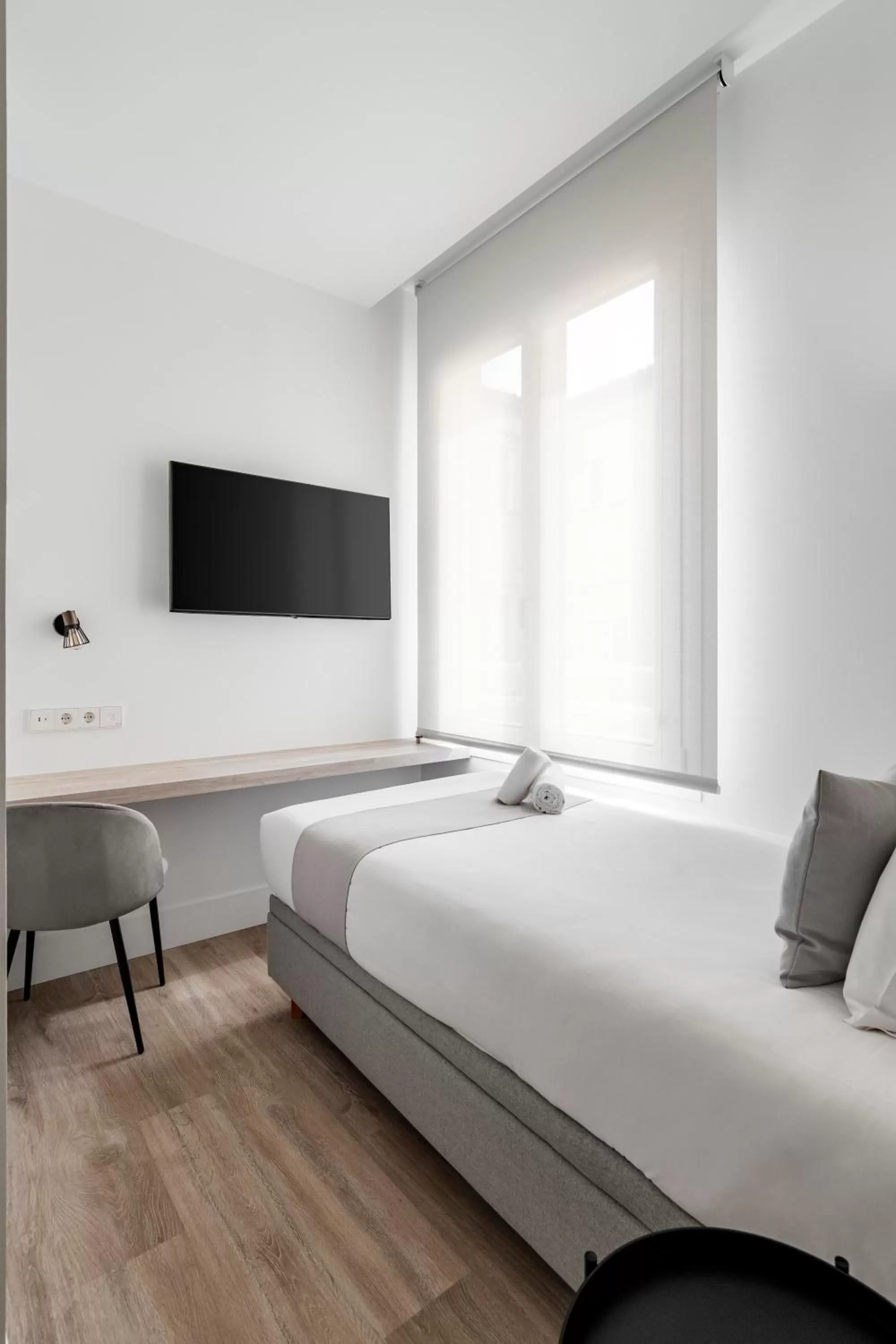 Photo of the whole room, Bed in Dobo Marco Polo