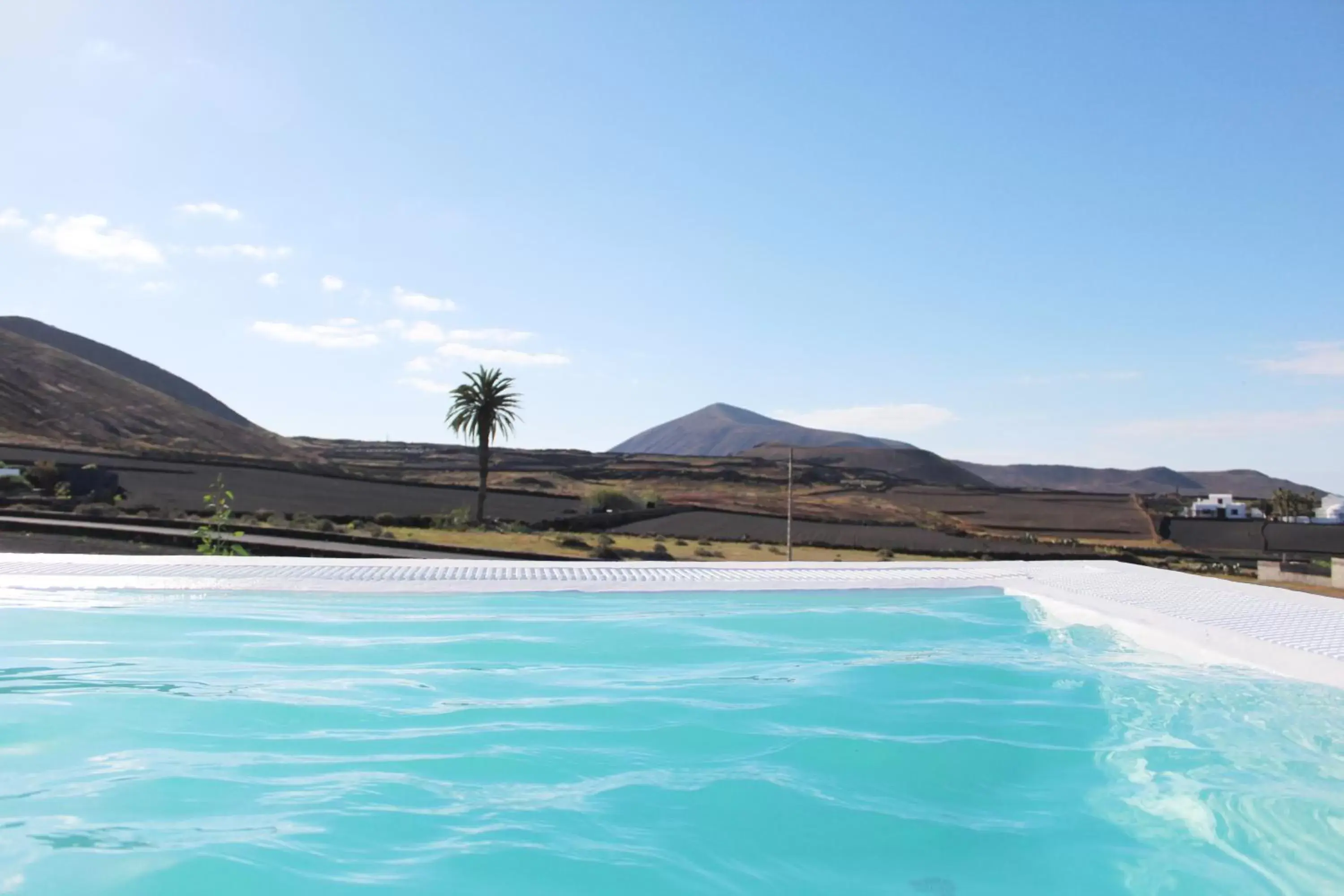 Mountain view, Swimming Pool in Finca Marisa