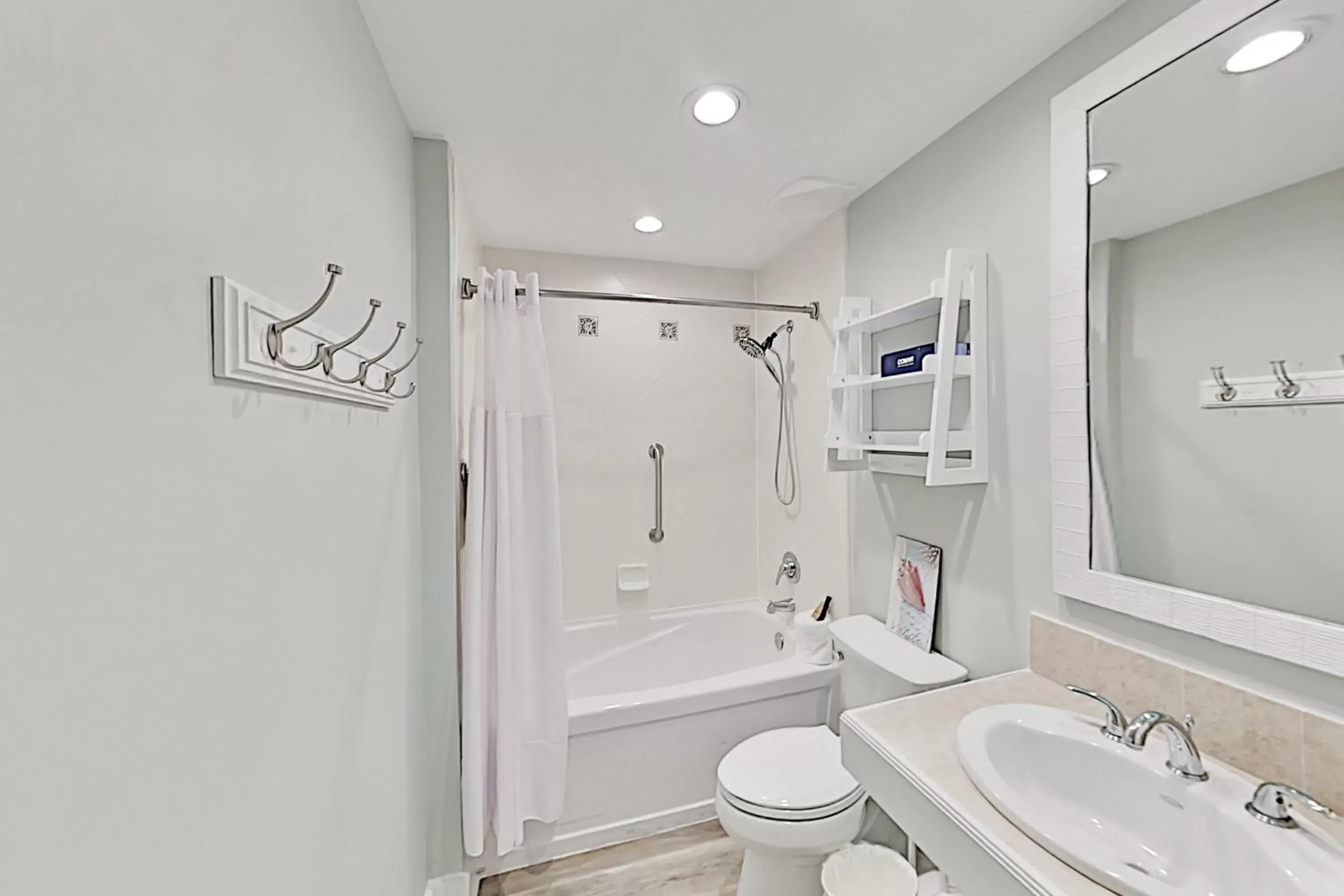 Bathroom in Luau Condos IV