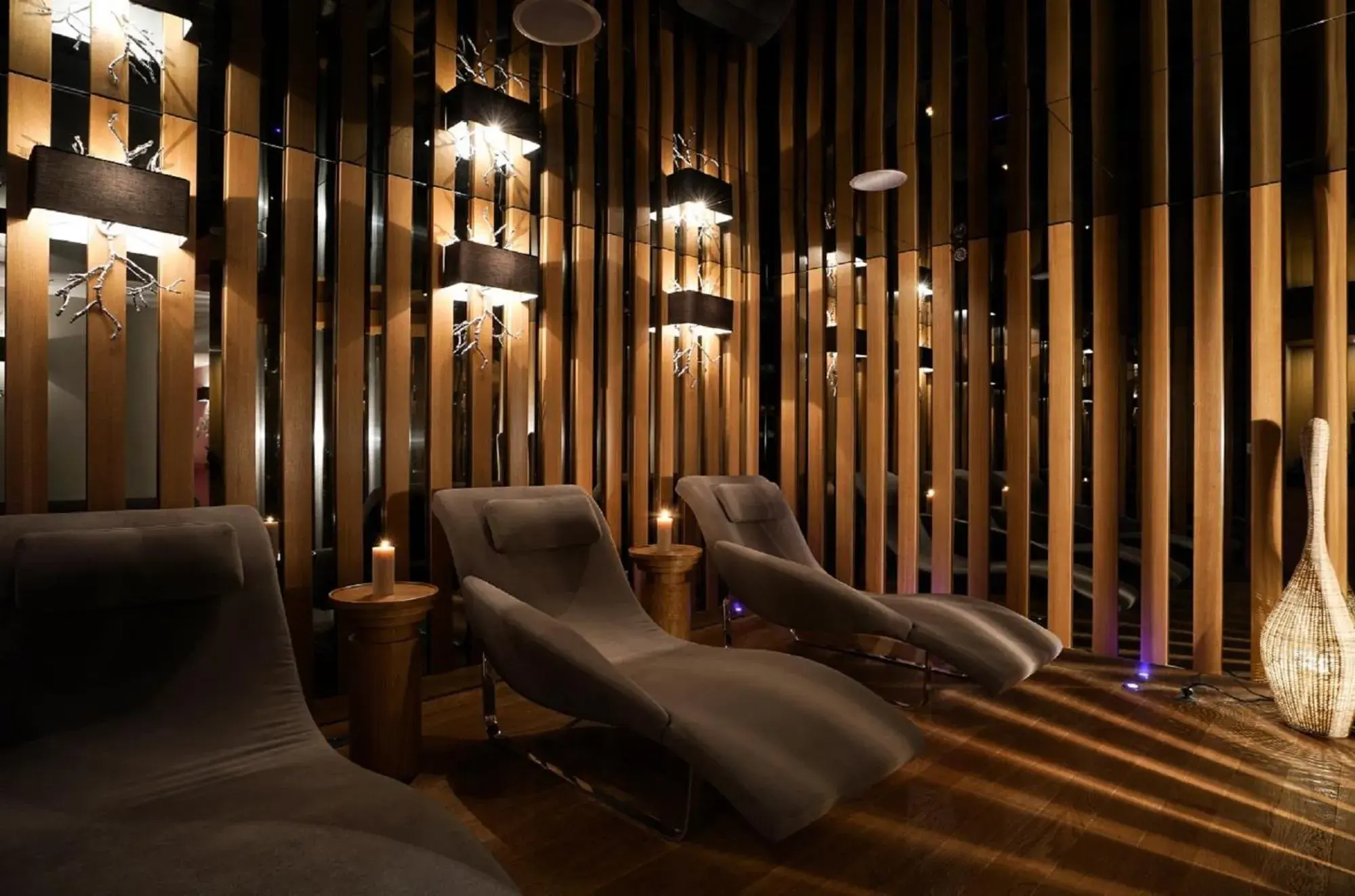 Spa and wellness centre/facilities in Occidental Ankara