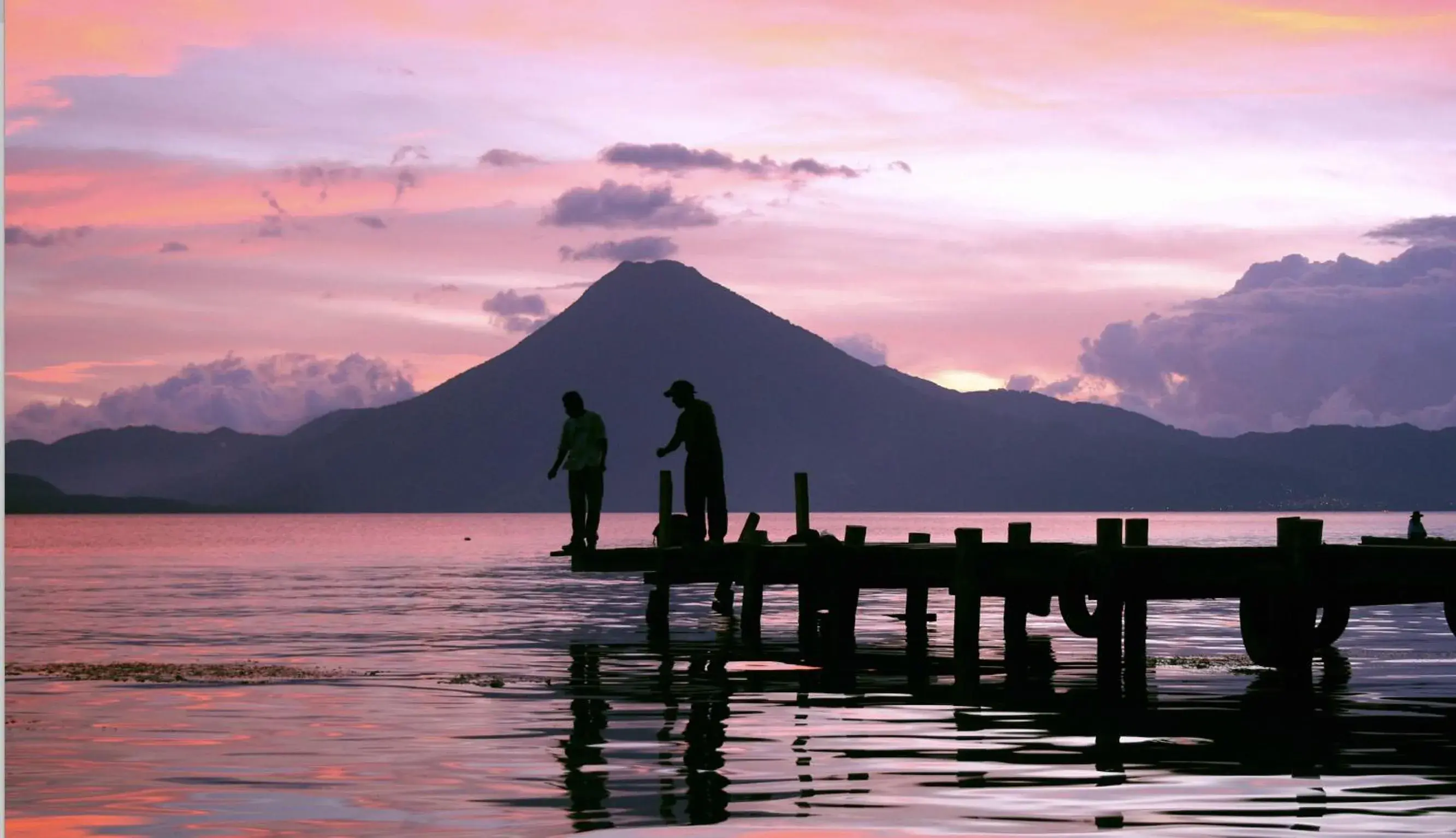 Lake view, Sunrise/Sunset in Villa Santa Catarina