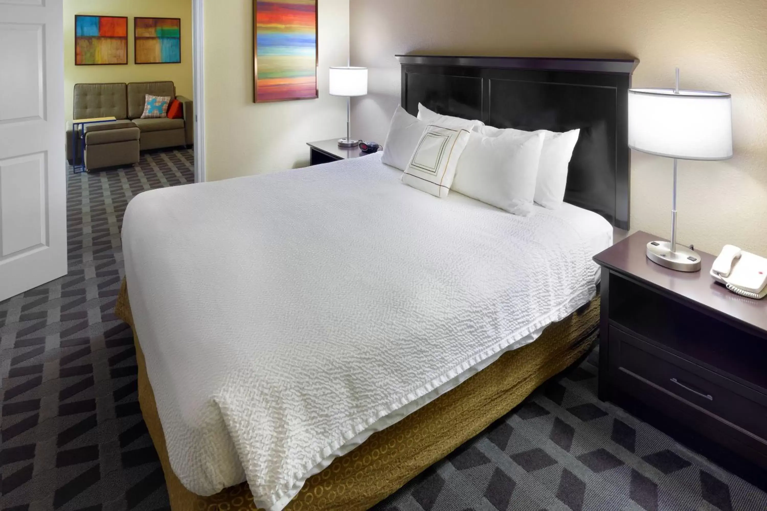 Bedroom, Bed in TownePlace Suites Joplin