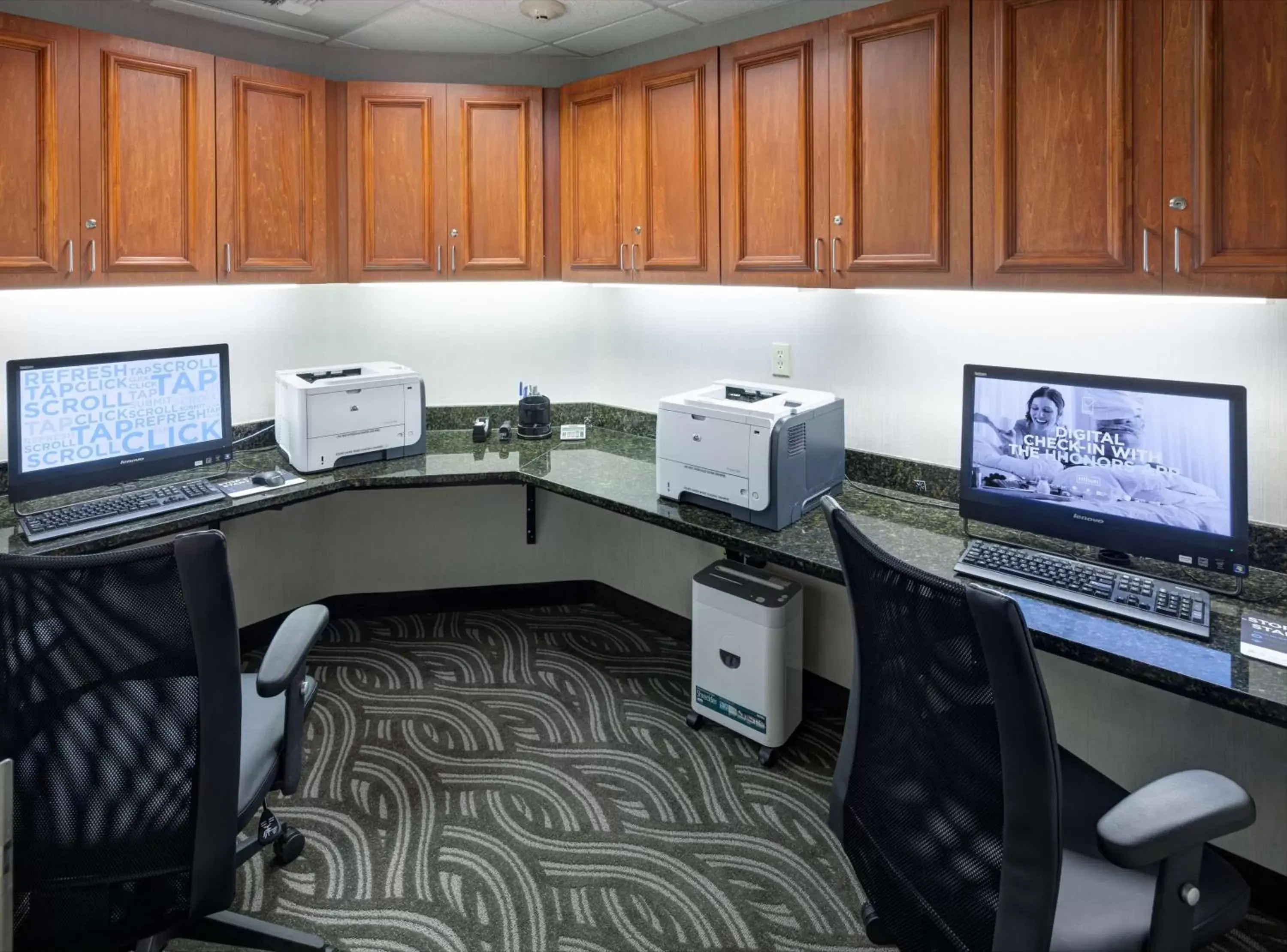 Business facilities, Business Area/Conference Room in Hampton Inn & Suites Tulare