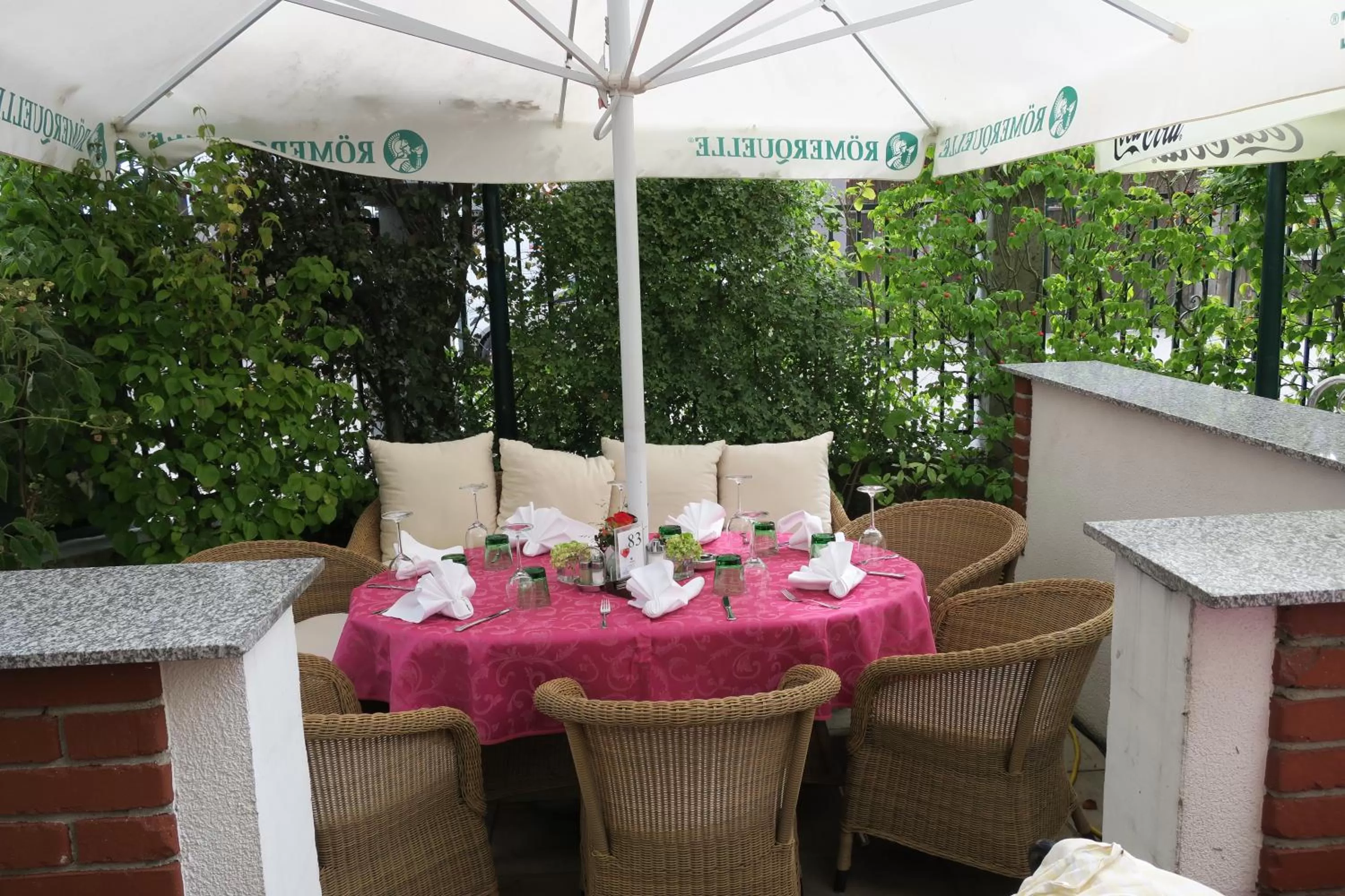 Garden in Hotel Restaurant Böck "Roter Hahn"