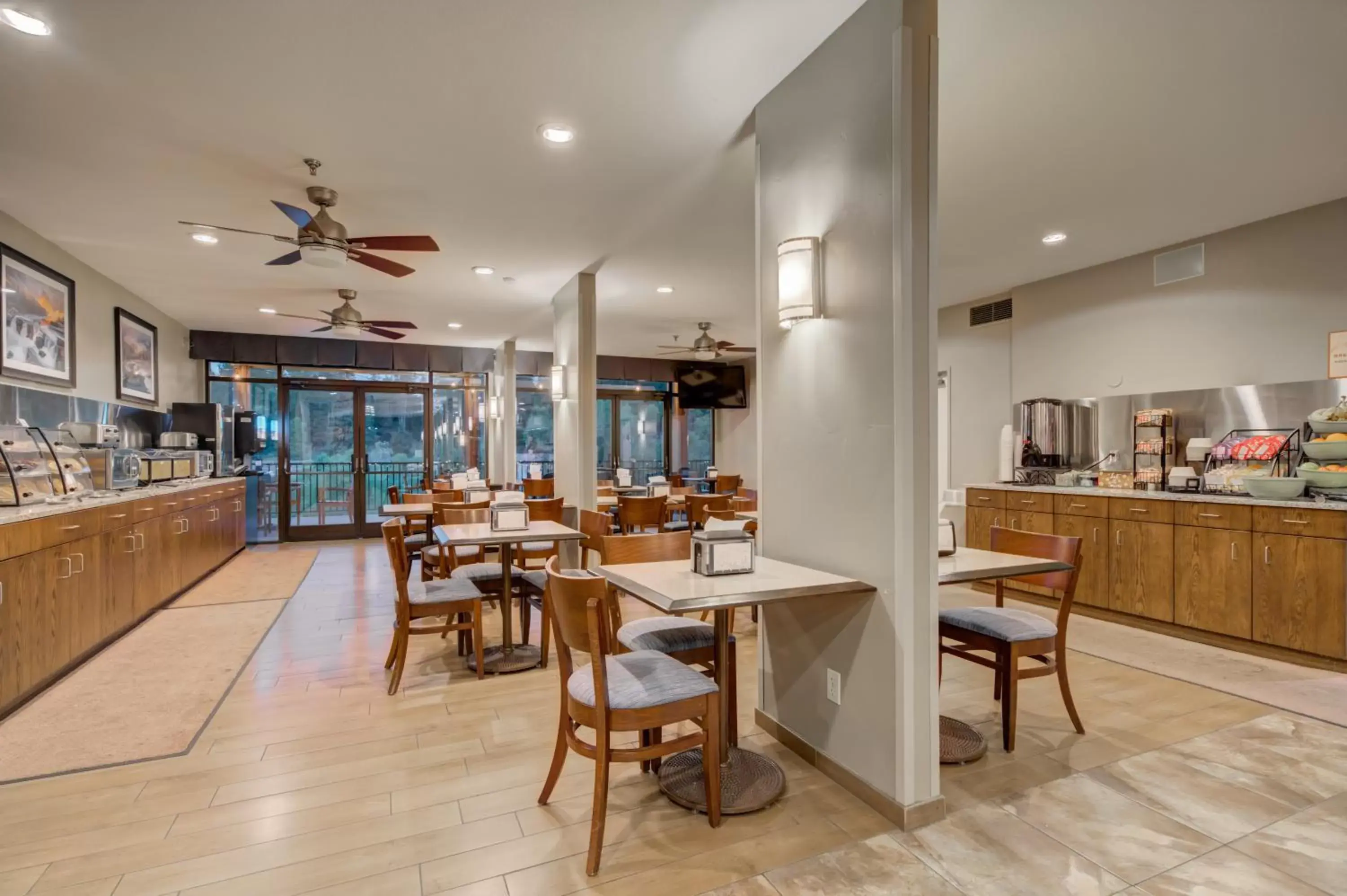 Buffet breakfast in Whitefish Riverfront Hotel Buffet breakfast in Whitefish Riverfront Hotel