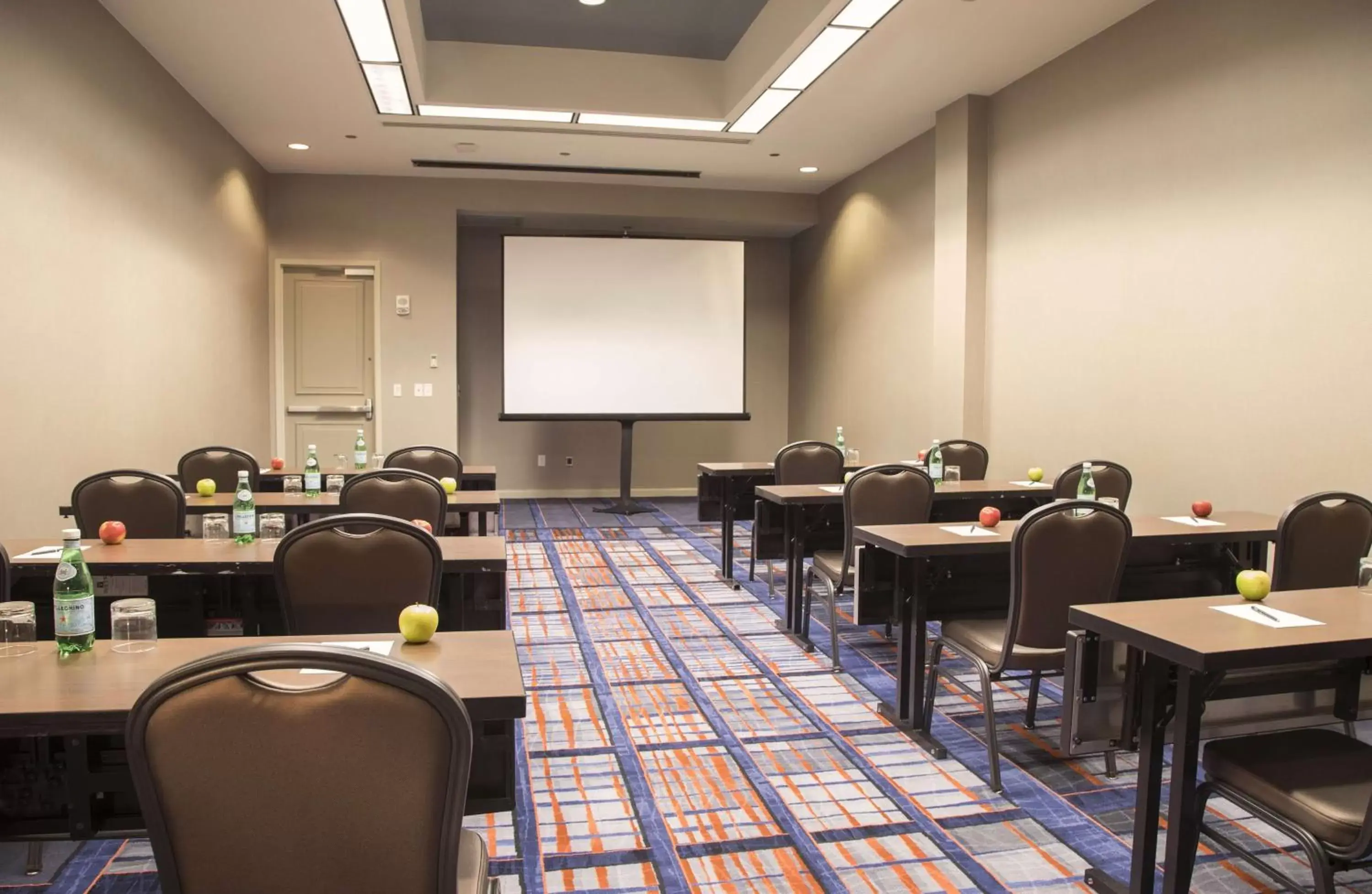 Meeting/conference room in Hilton Atlanta Airport