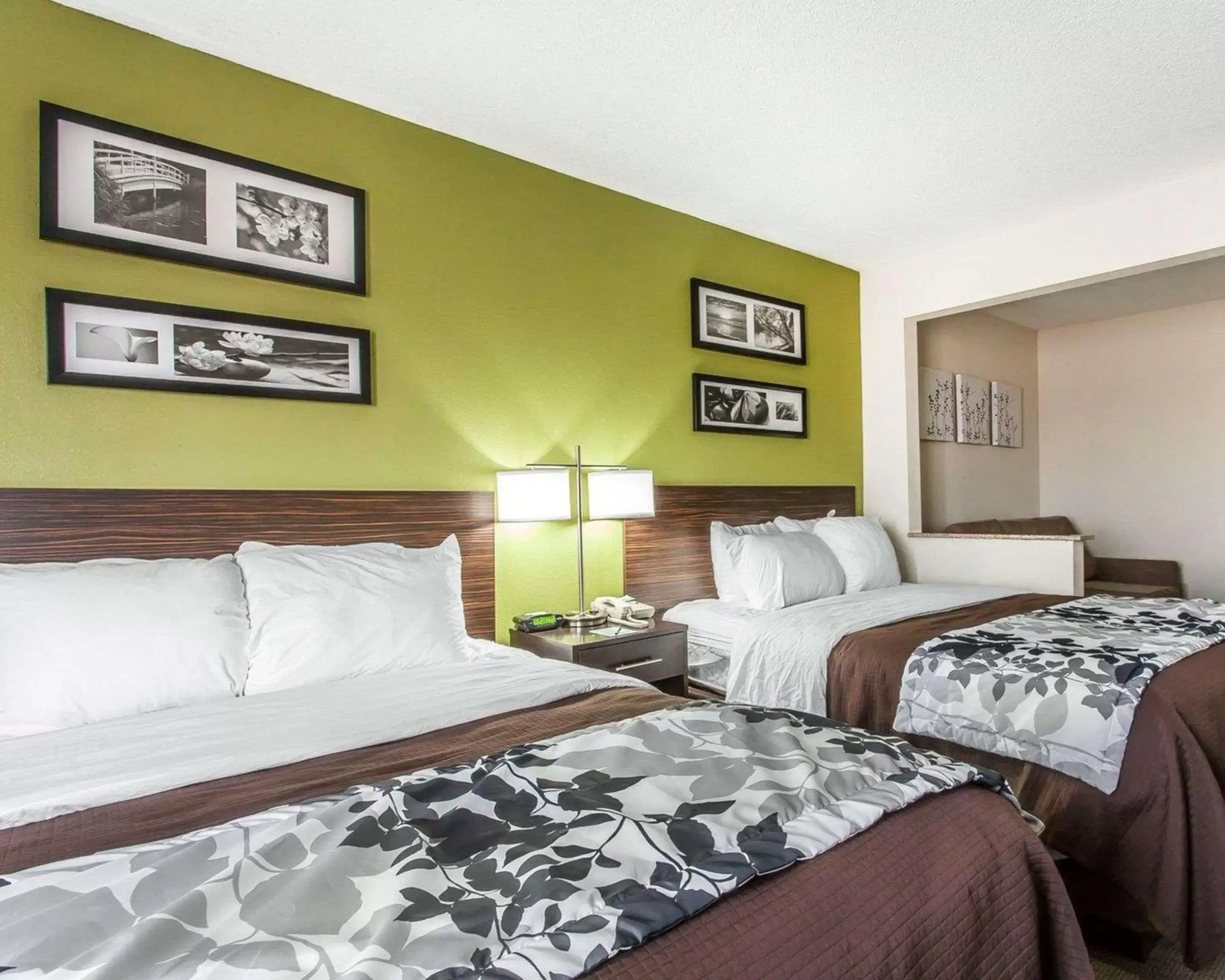 Photo of the whole room, Bed in Sleep Inn & Suites Near I-90 and Ashtabula Photo of the whole room, Bed in Sleep Inn & Suites Near I-90 and Ashtabula