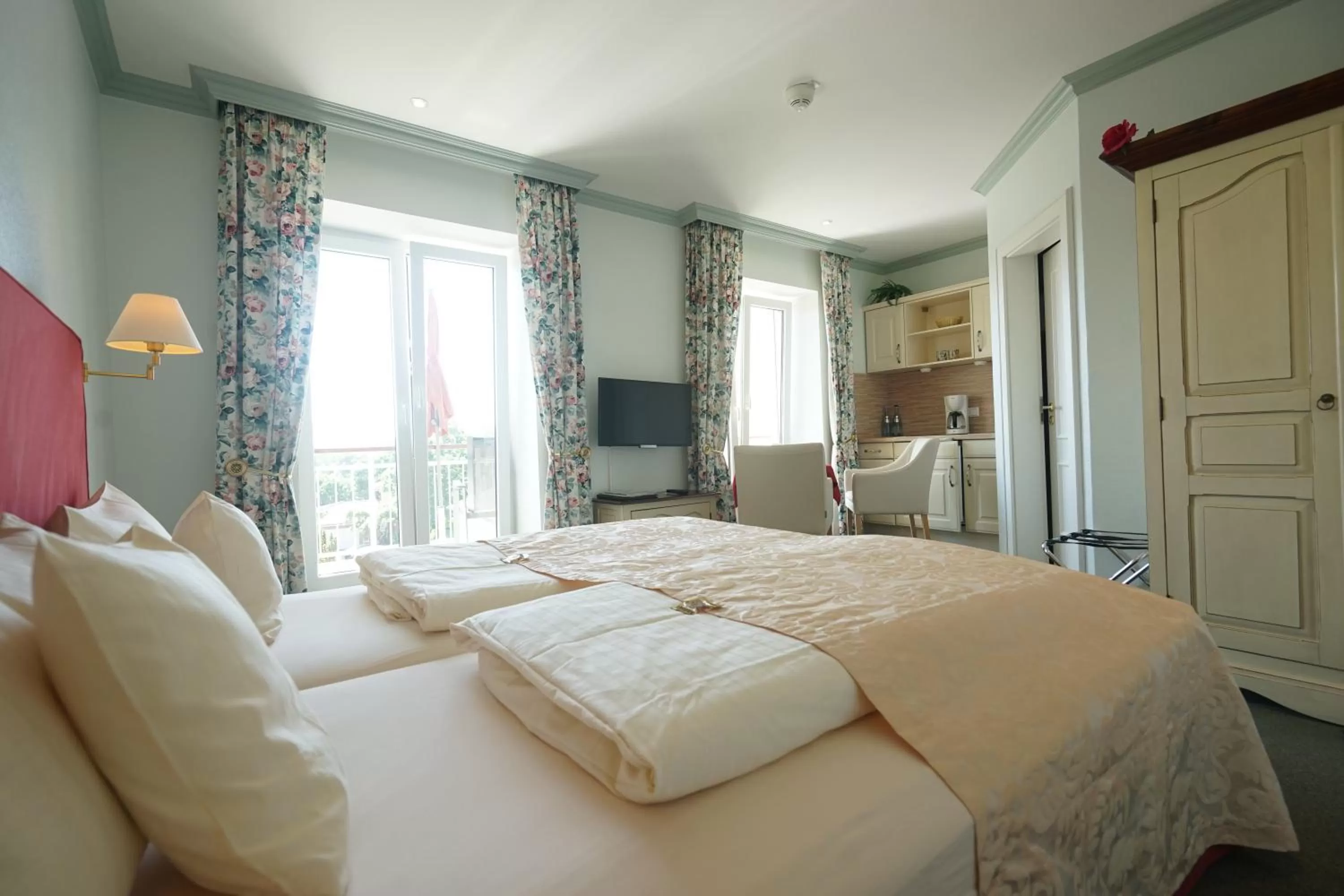 Photo of the whole room, Bed in Aparthotel Am Meer