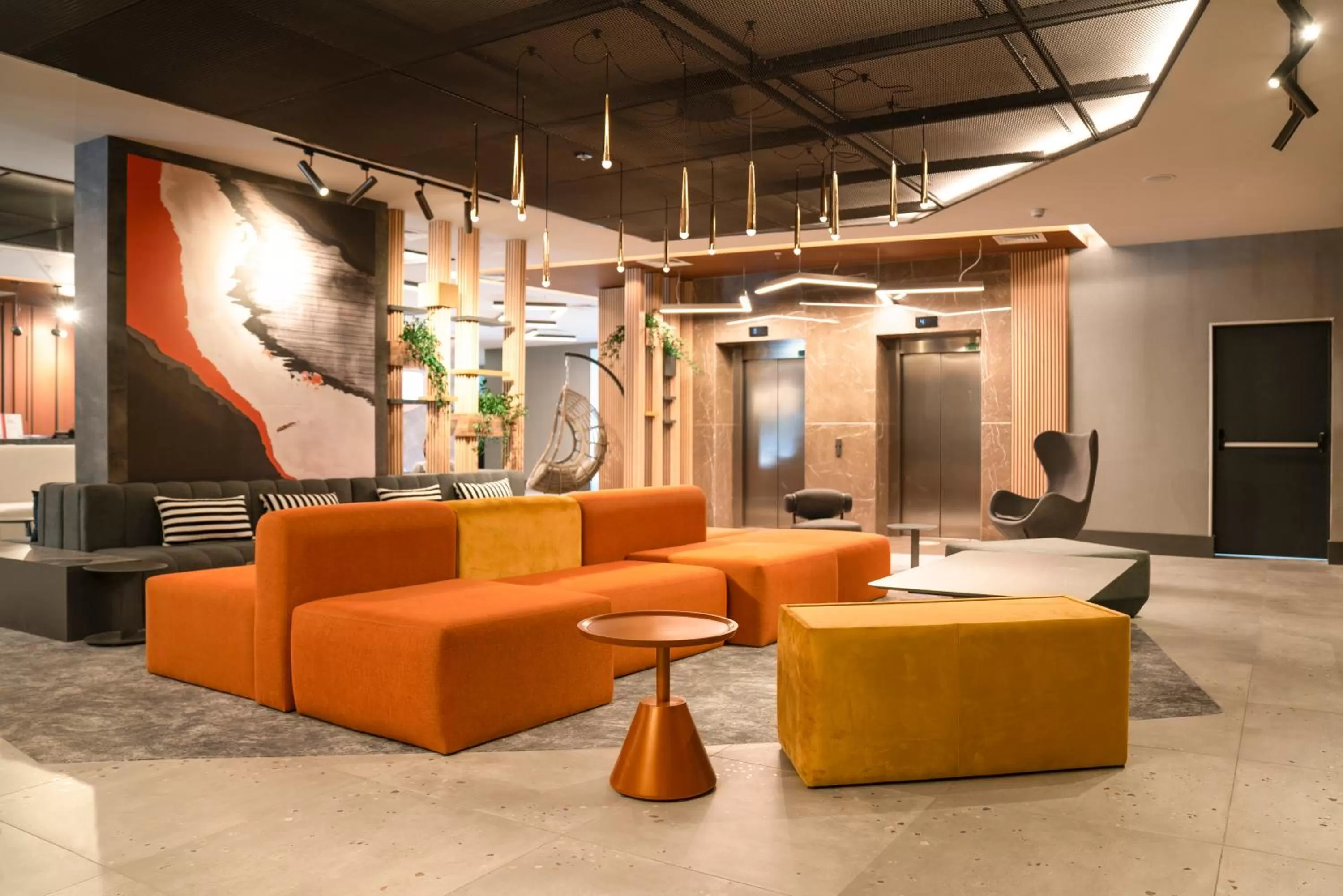 Seating area in Novotel Gaziantep