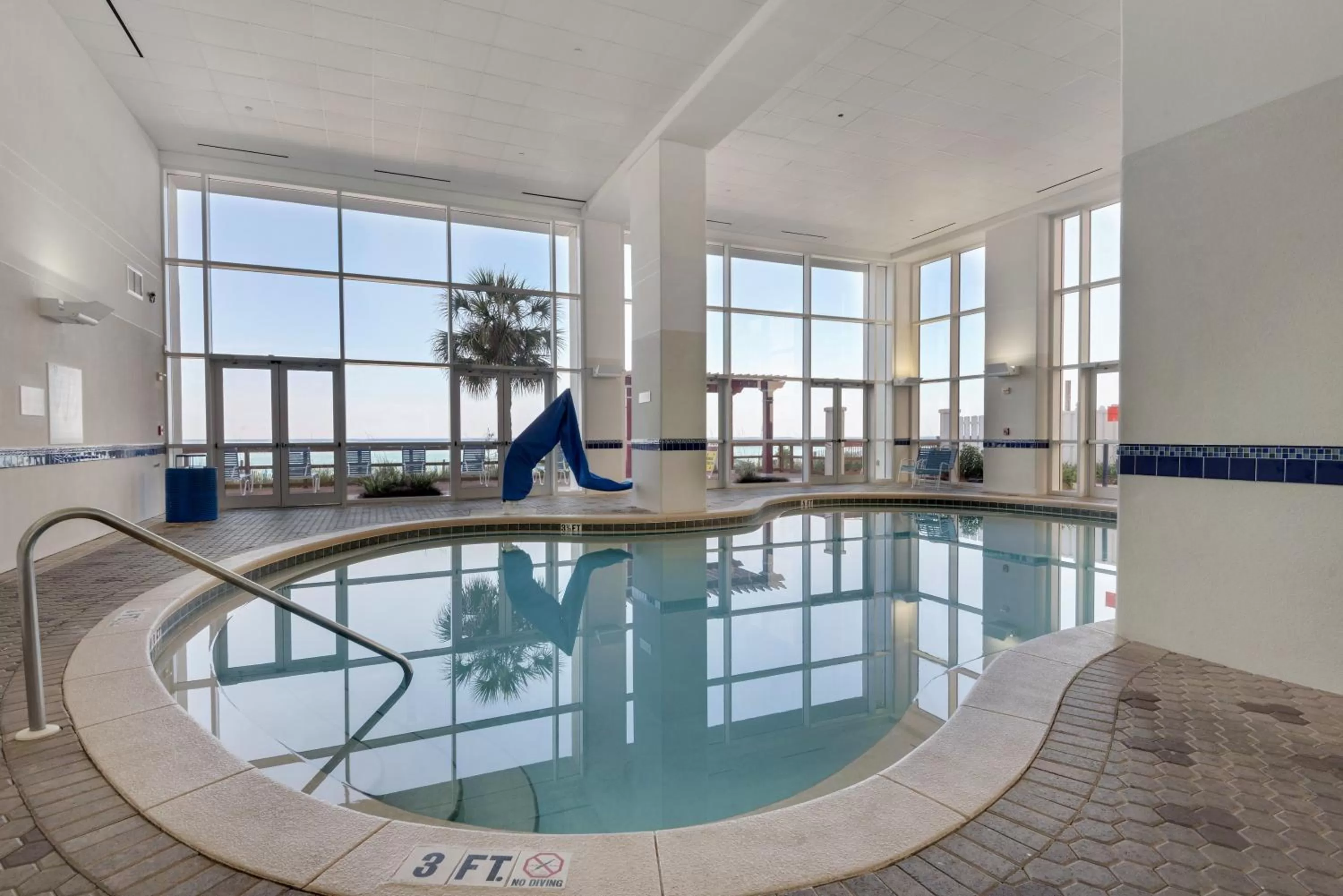 Property building, Swimming Pool in Majestic Beach Resort, Panama City Beach, Fl