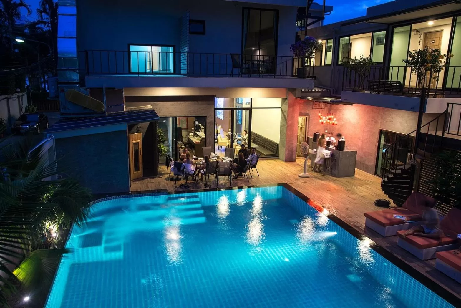 Swimming pool in V20 Boutique Jacuzzi Hotel