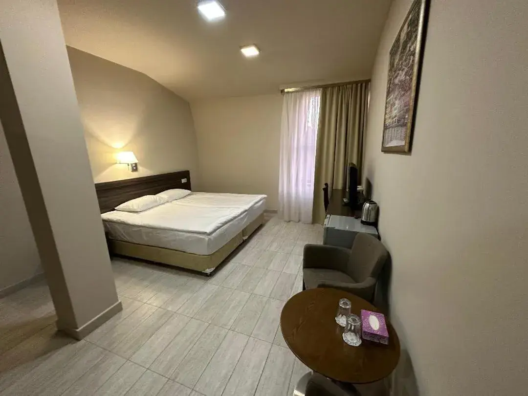 Photo of the whole room in Yerevan Deluxe Hotel