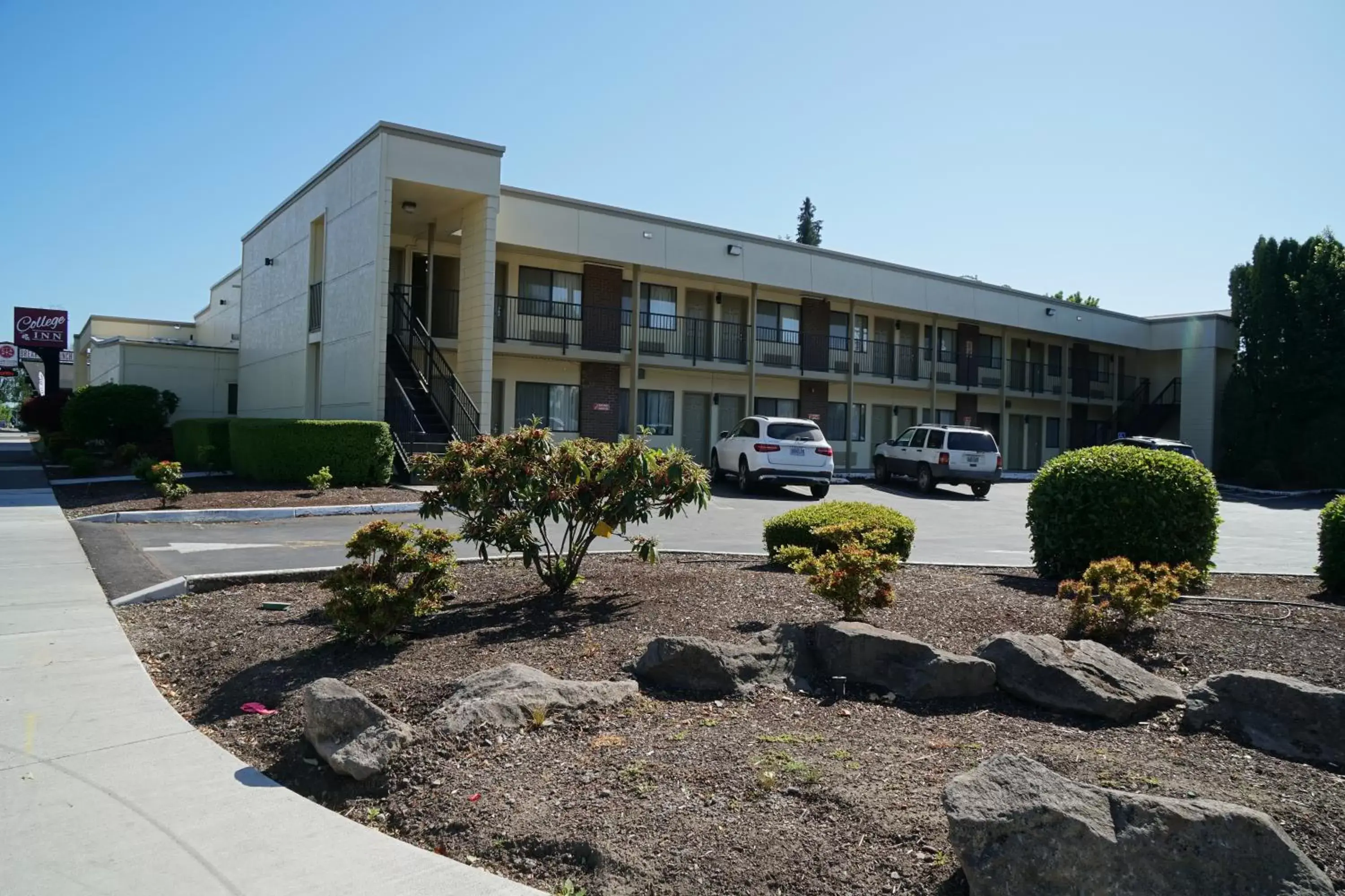 Property Building in College Inn