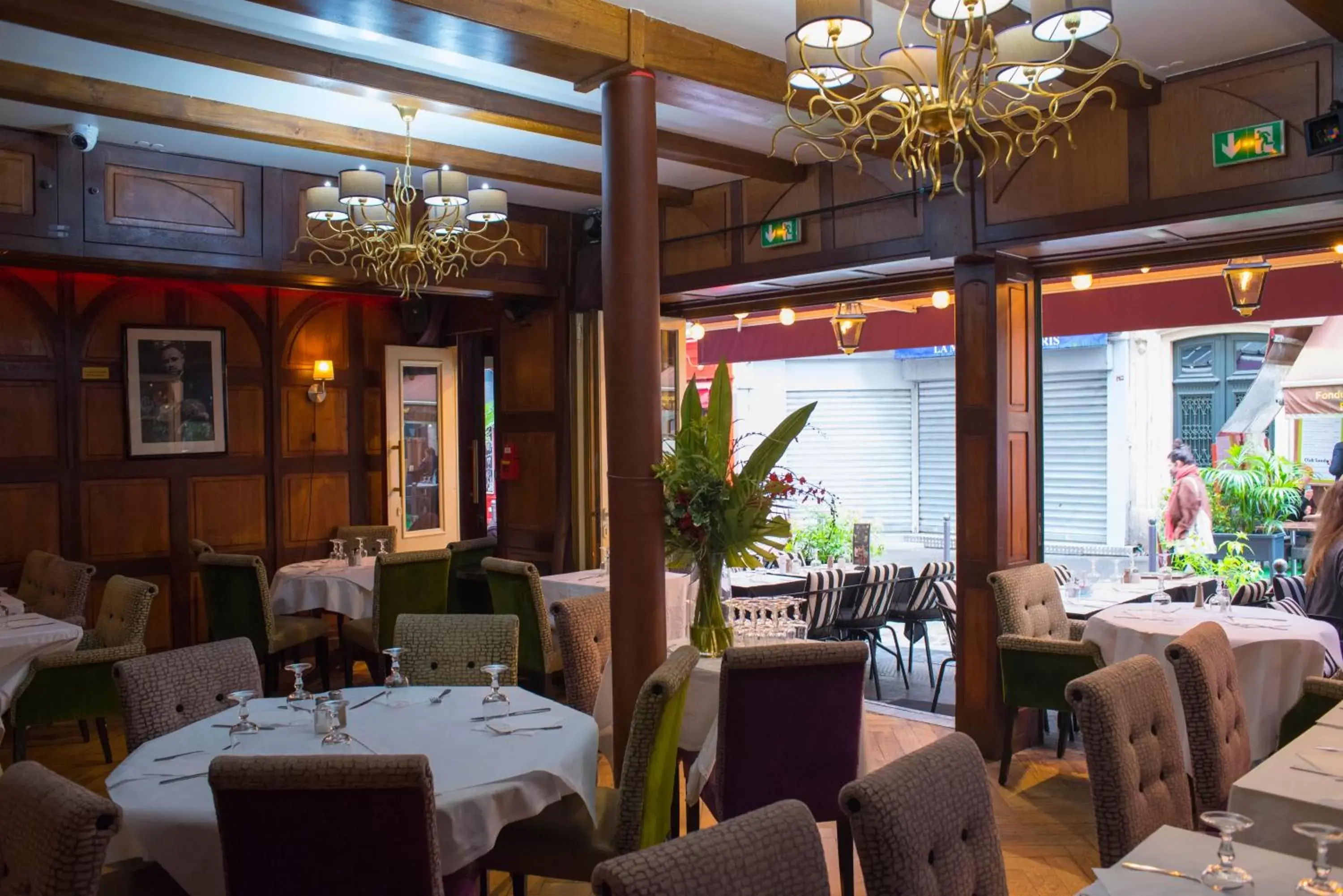 Restaurant/Places to Eat in Hôtel du Mont Blanc
