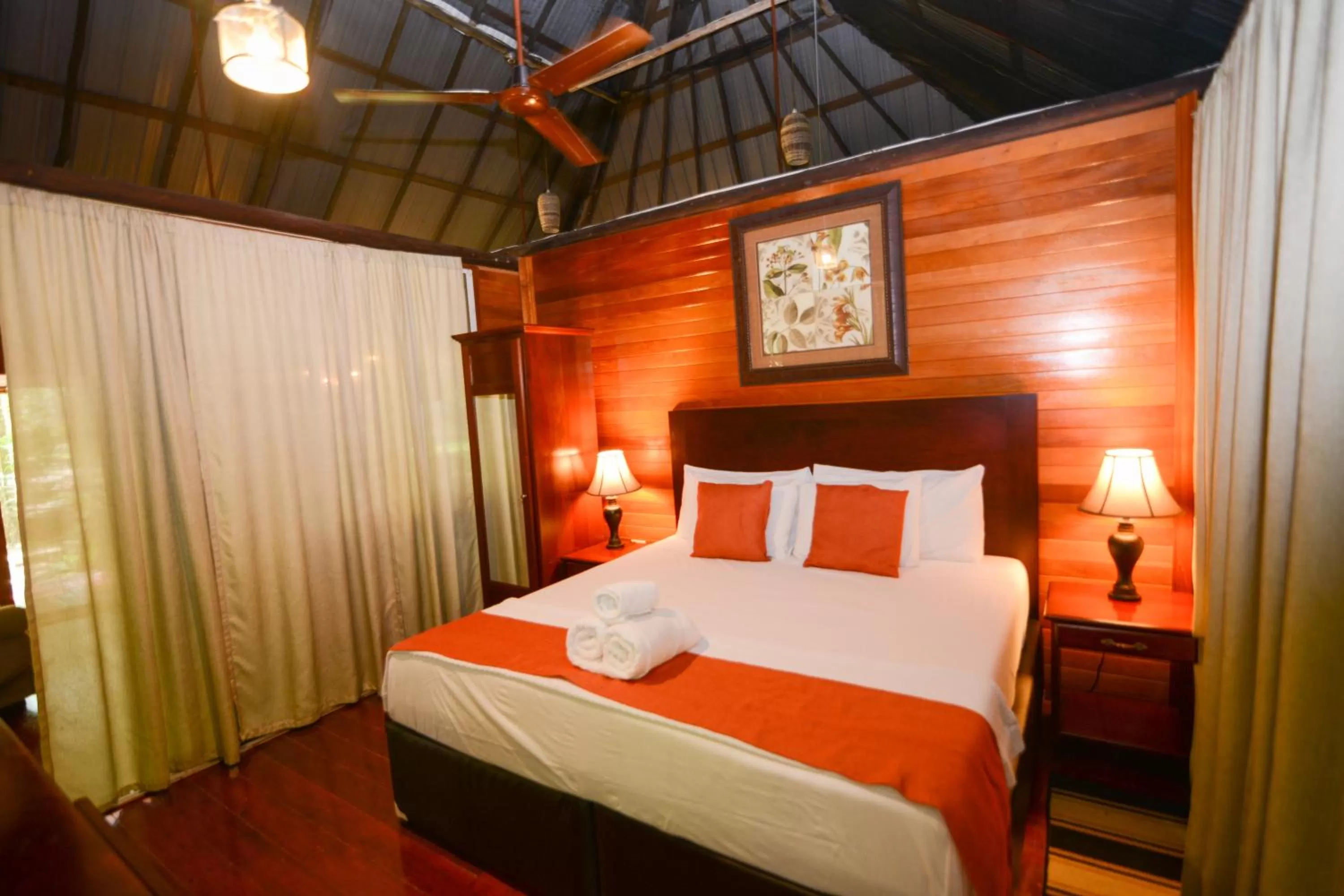 Bed in KikiWitz Resort