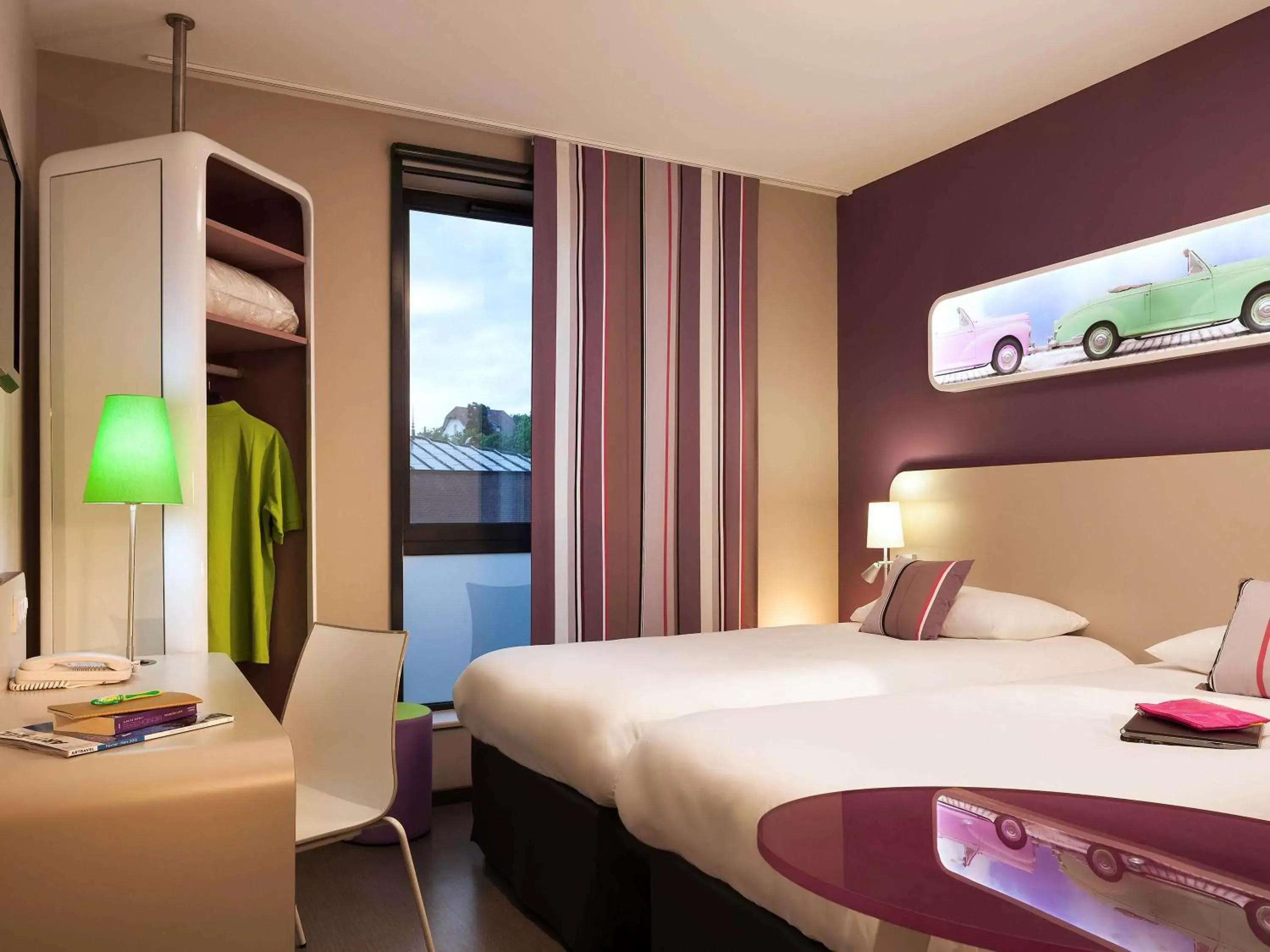 Photo of the whole room, Bed in ibis Styles Montbéliard